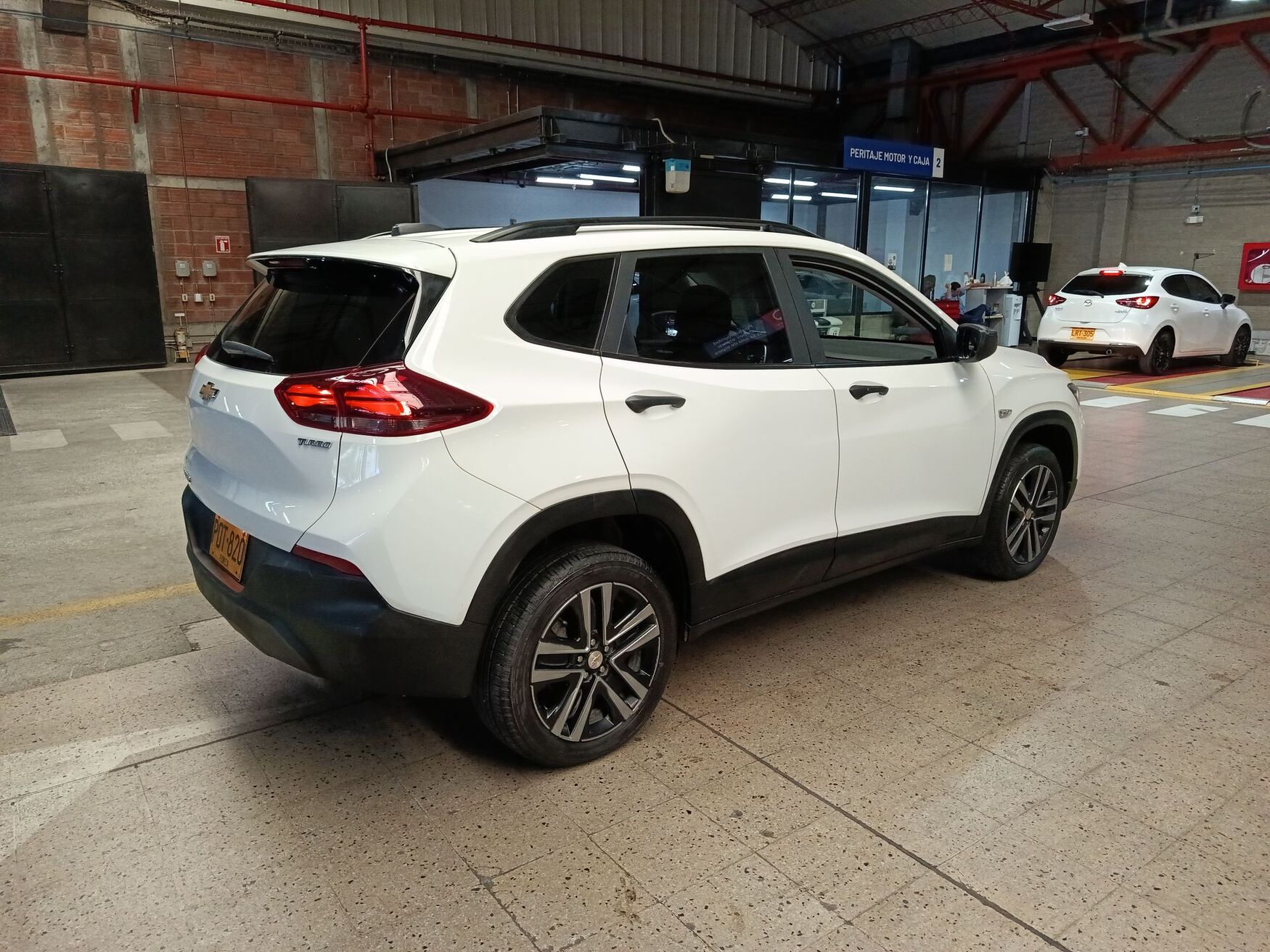 CHEVROLET TRACKER 2025