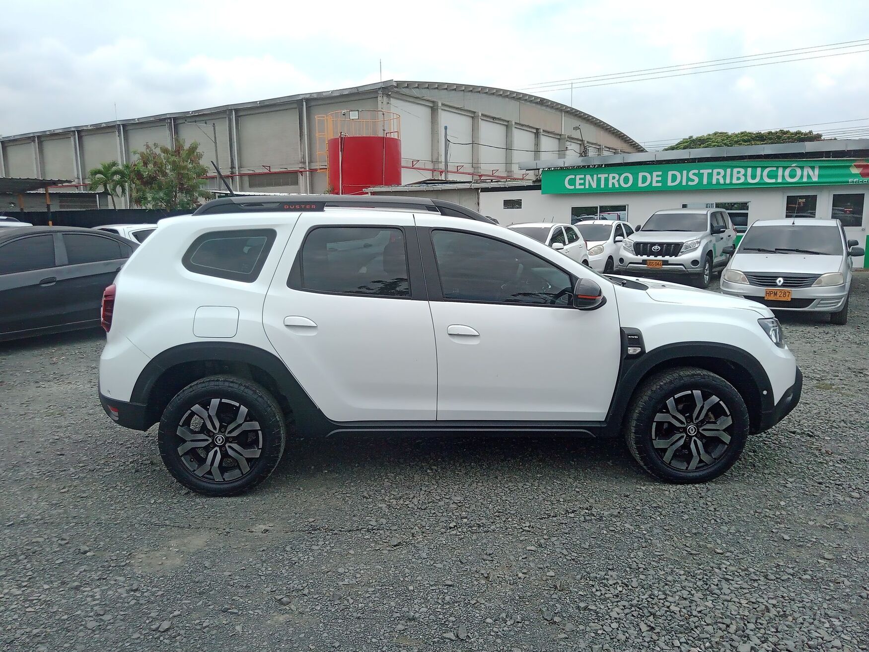 RENAULT DUSTER 2025