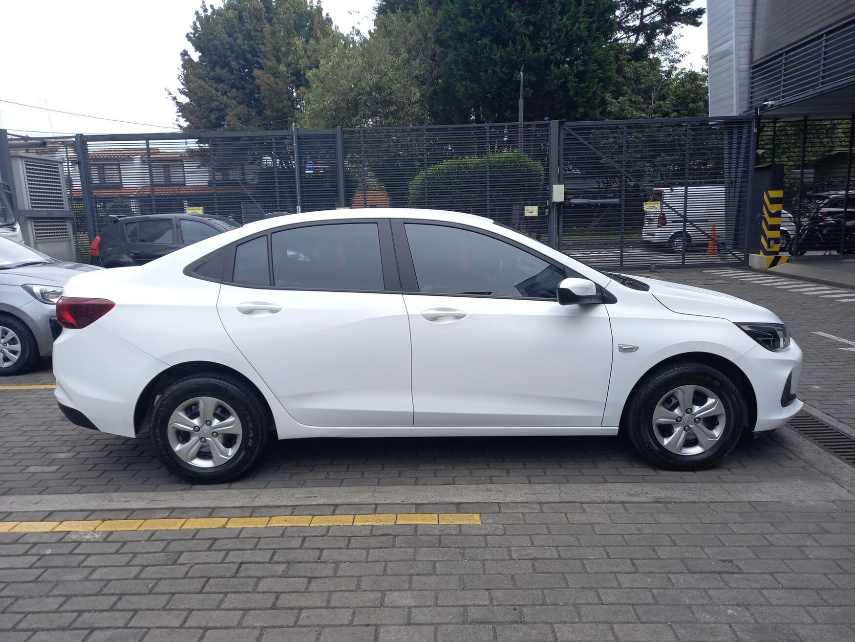 CHEVROLET ONIX 2025