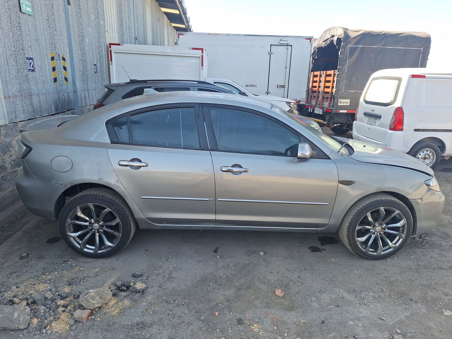 MAZDA 3 2013