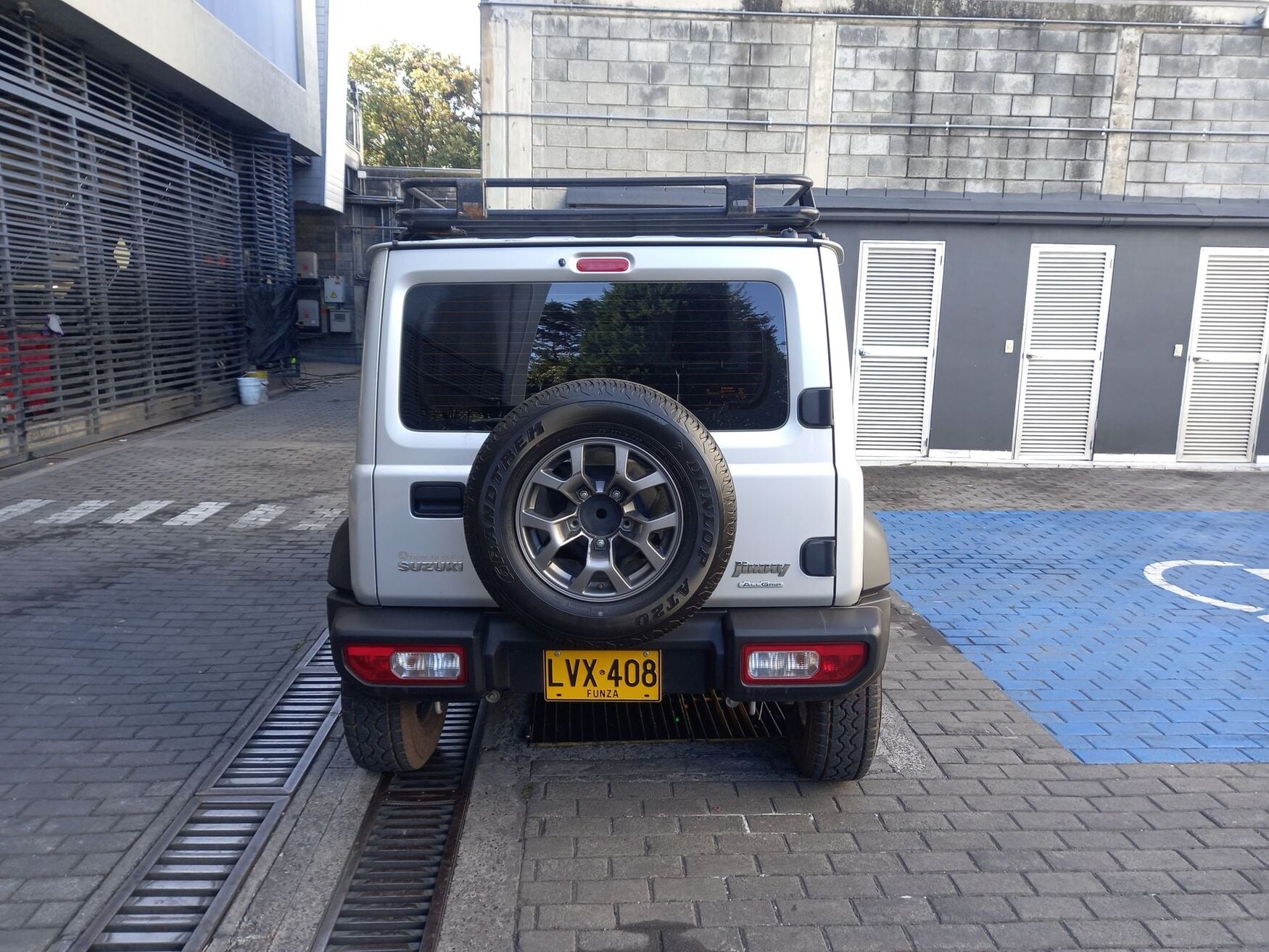 SUZUKI JIMNY 2024