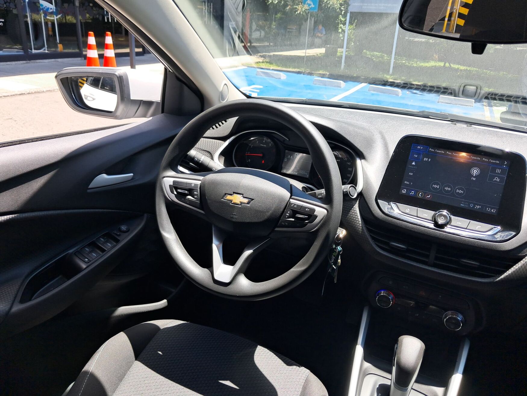CHEVROLET ONIX 2025