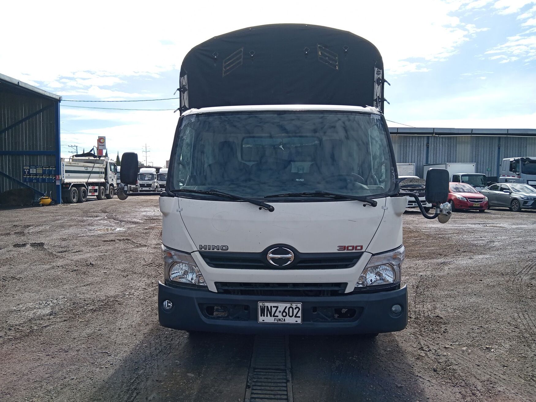 HINO DUTRO 2017