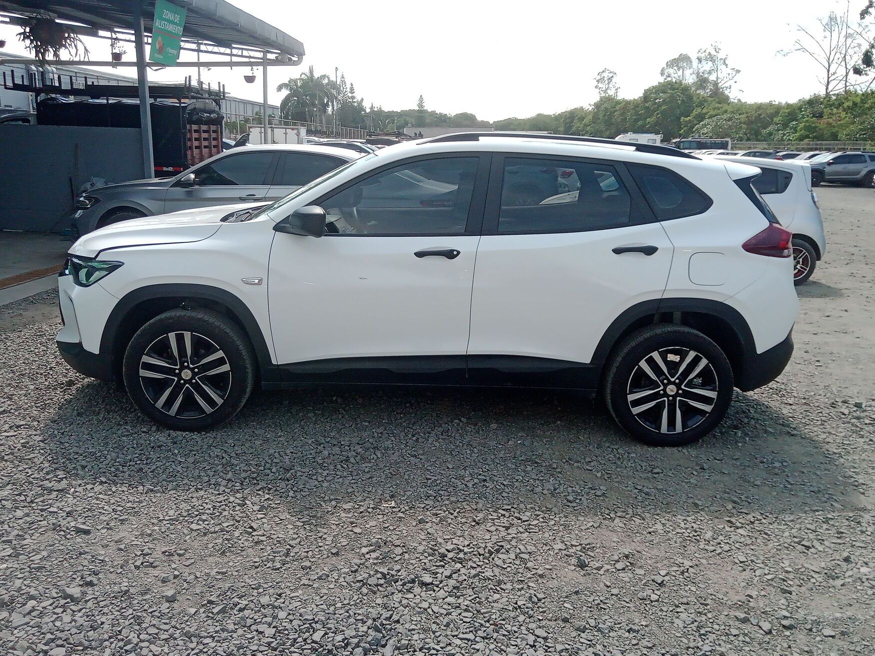 CHEVROLET TRACKER 2025