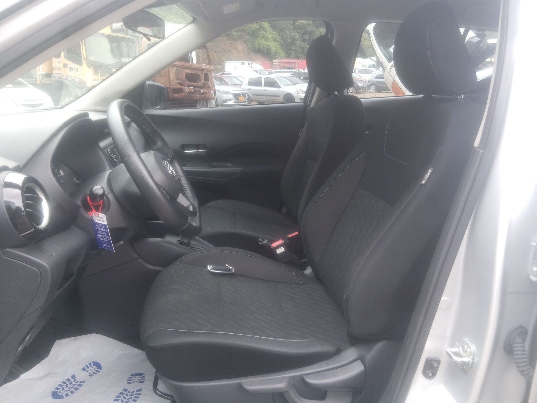 NISSAN KICKS 2026