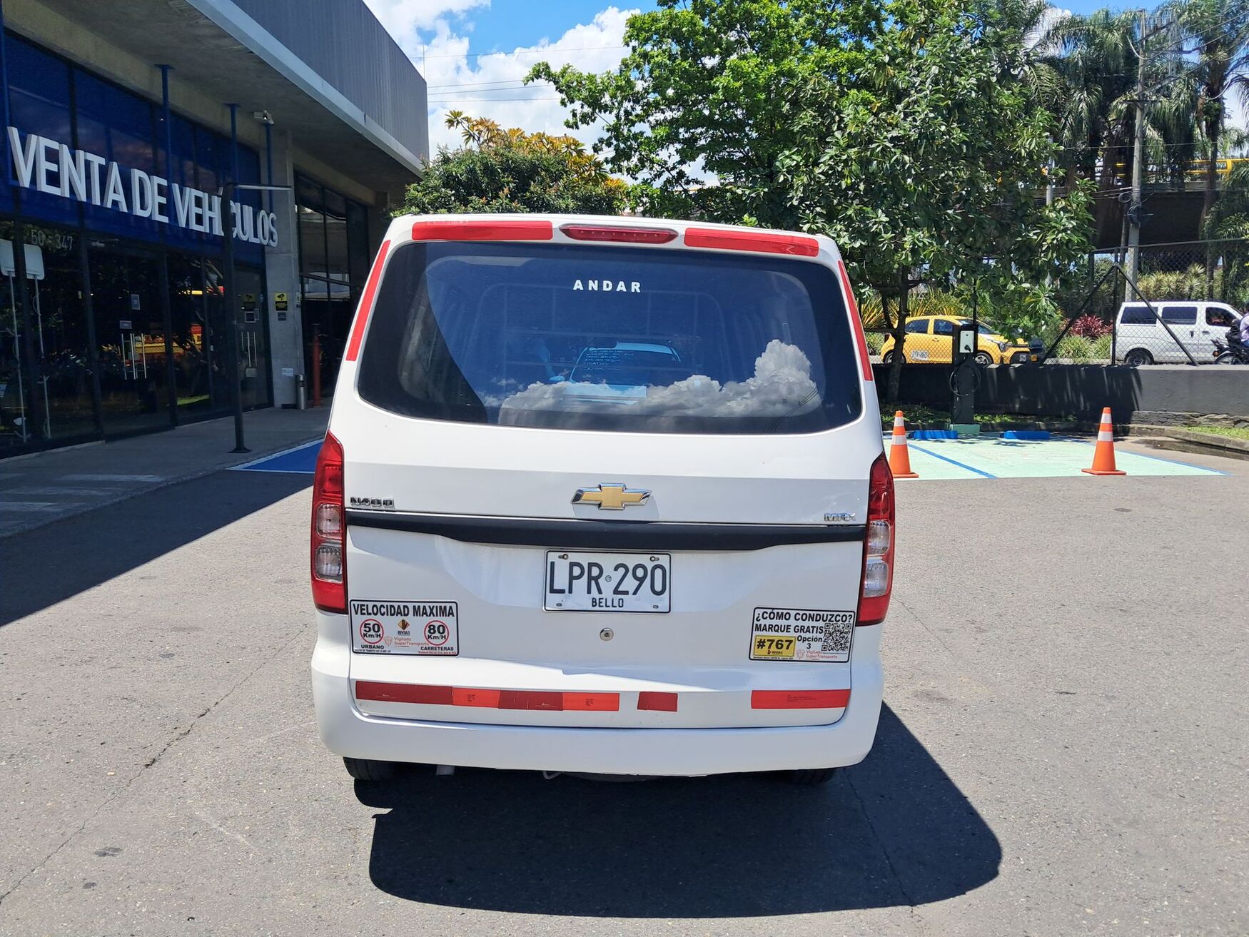 CHEVROLET N400 2022