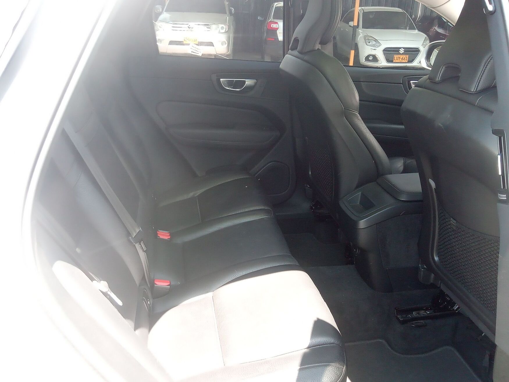 VOLVO XC60 2021