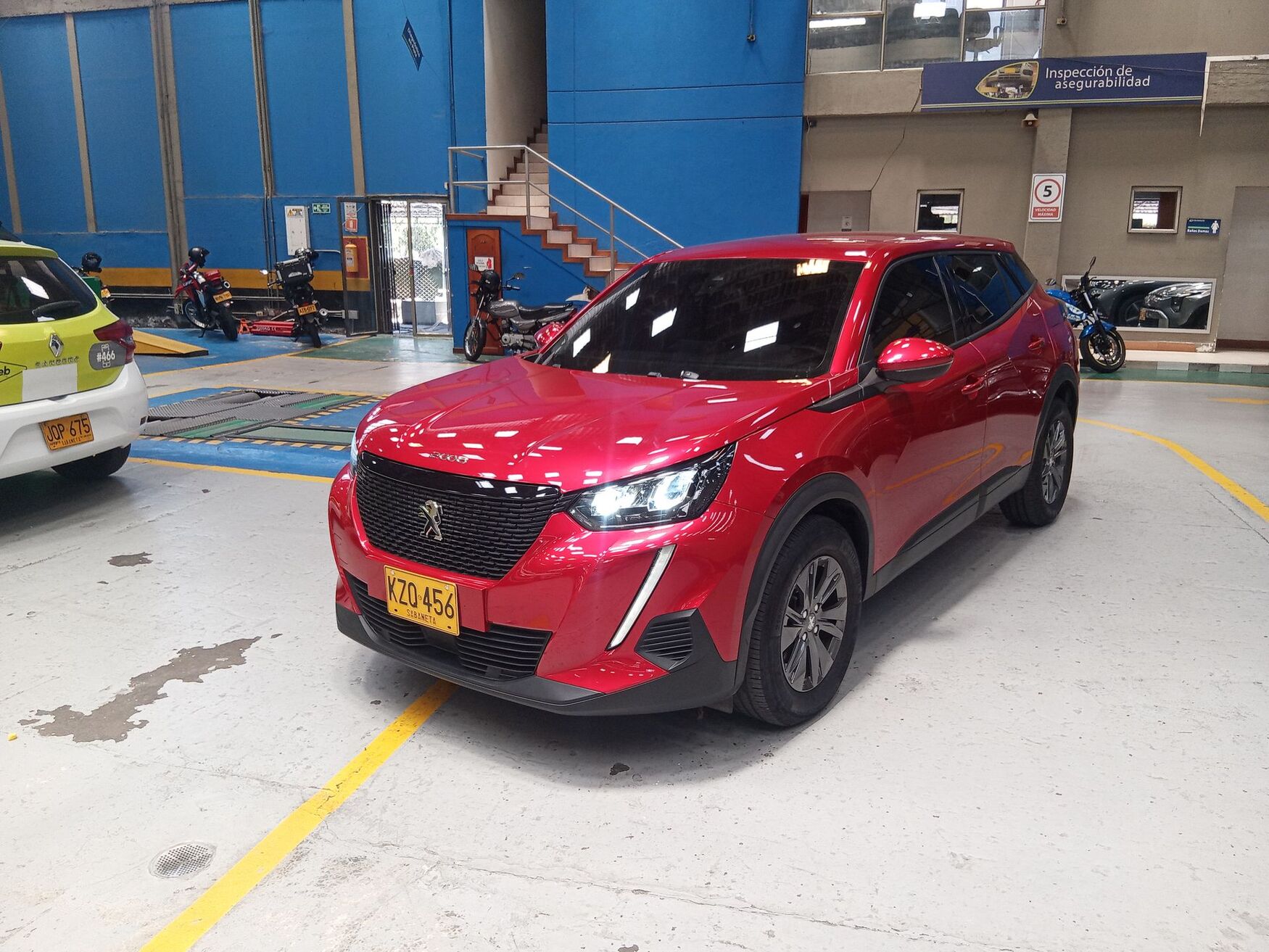 PEUGEOT 2008 2022