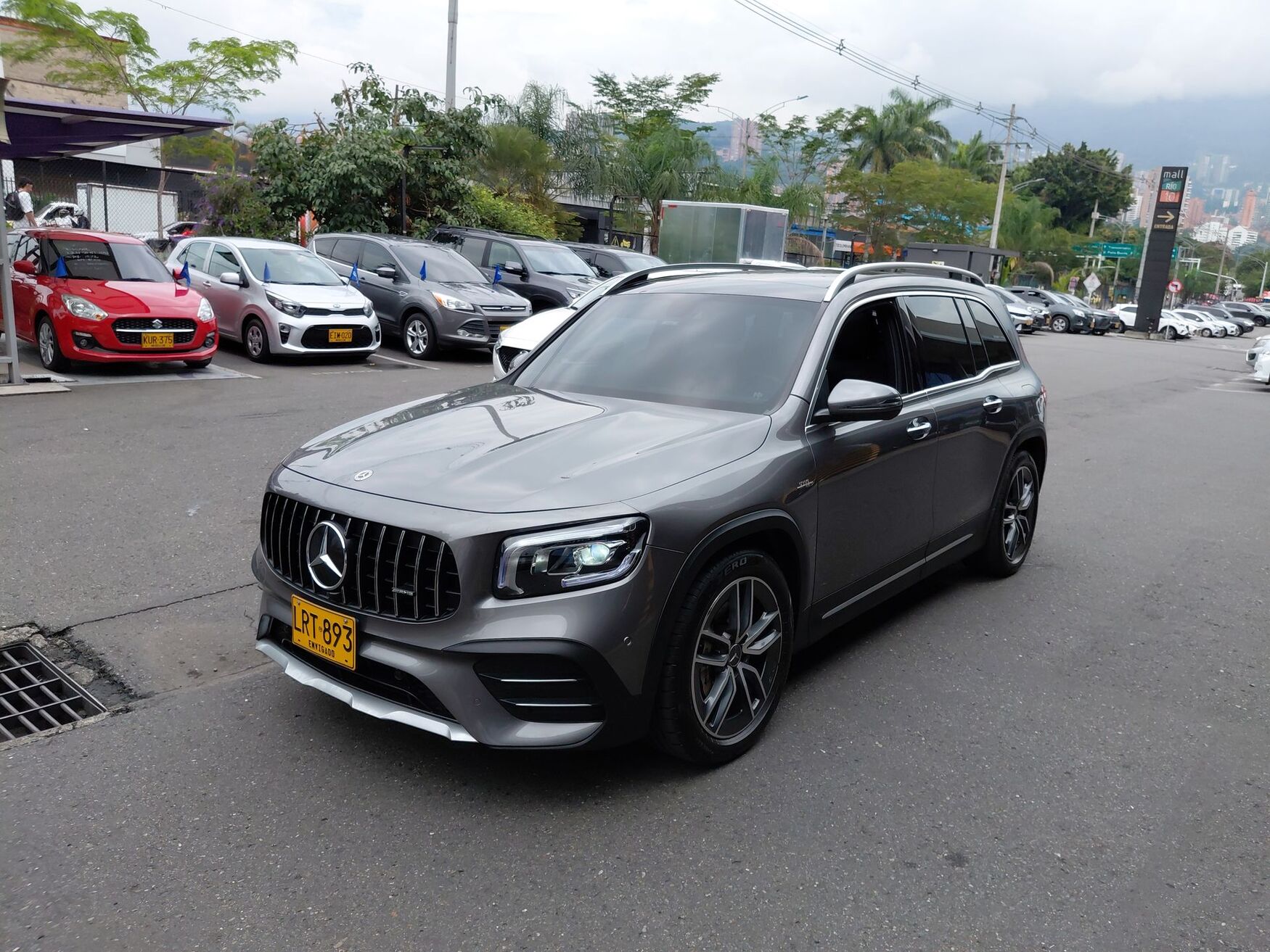 MERCEDES-BENZ GLB35 2023
