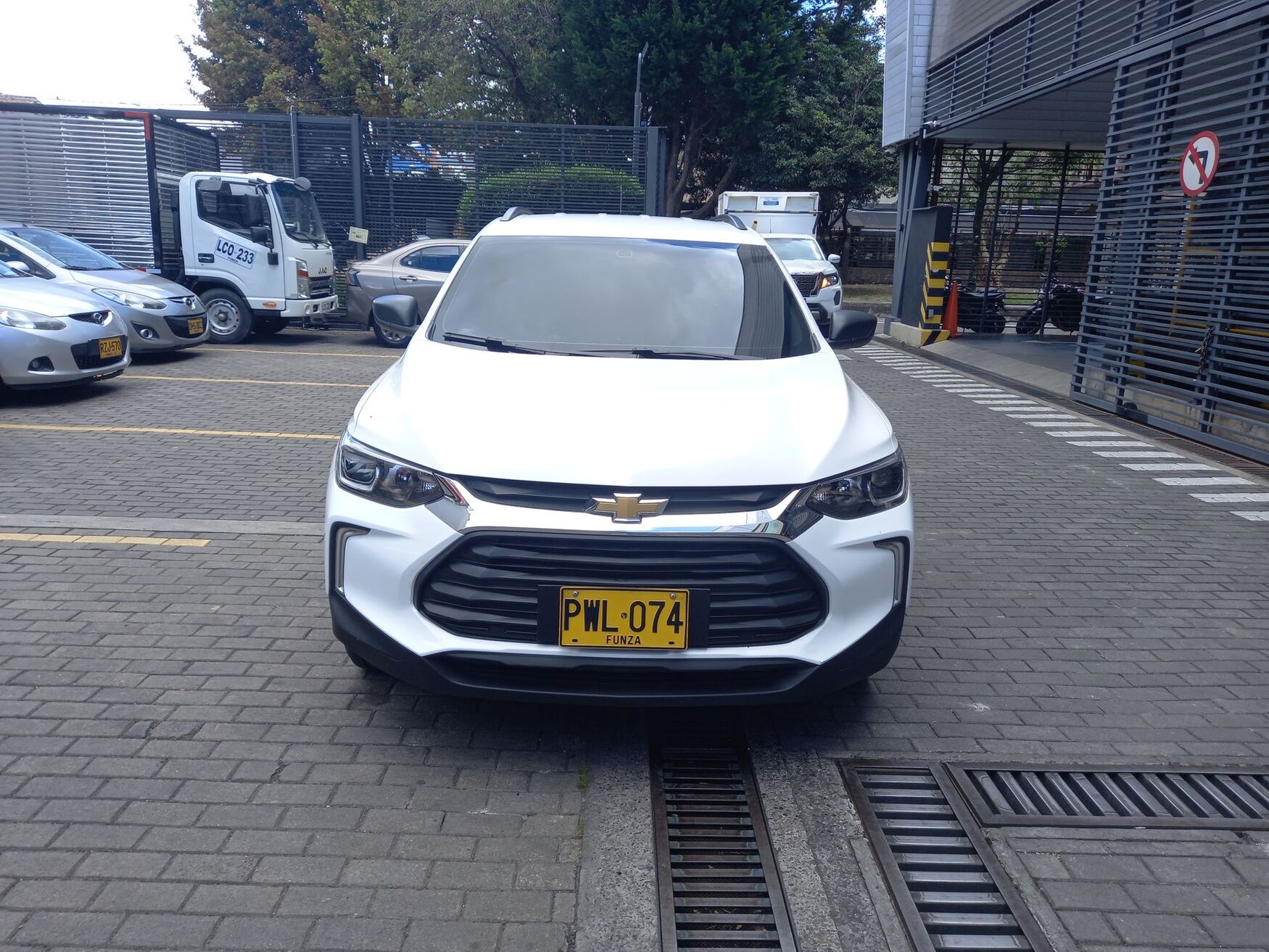 CHEVROLET TRACKER 2025