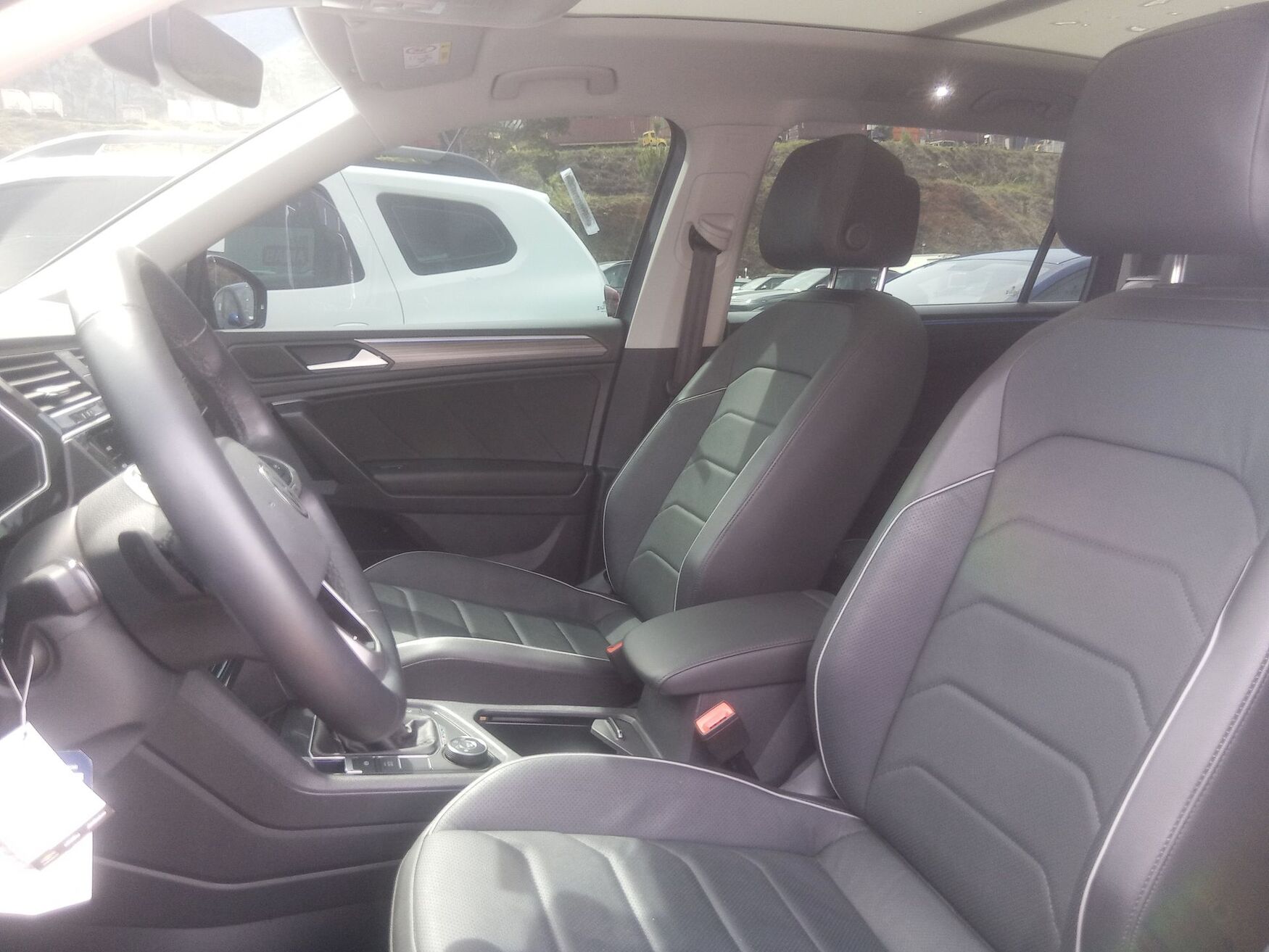 VOLKSWAGEN TIGUAN 2024