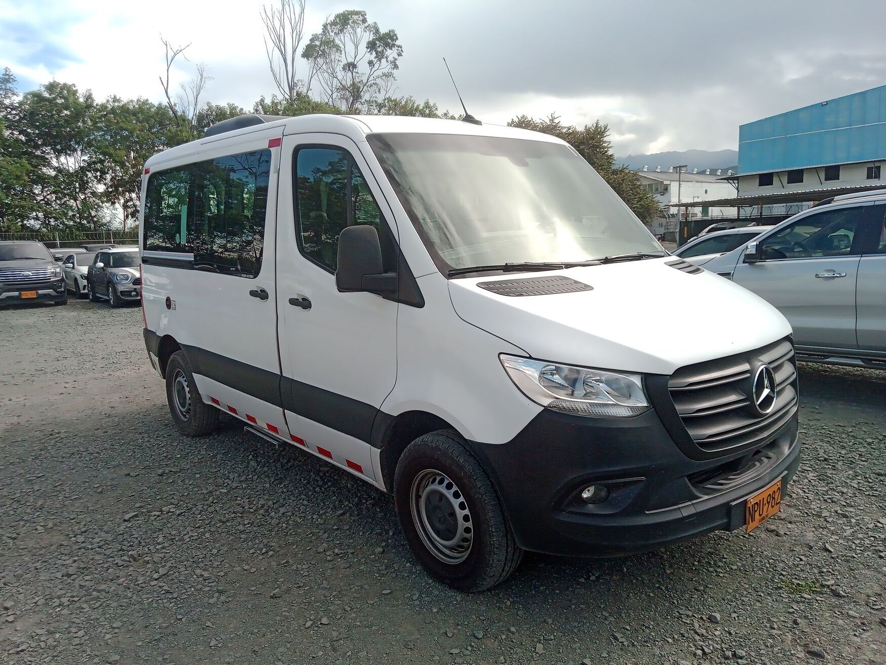 MERCEDES-BENZ SPRINTER 2023