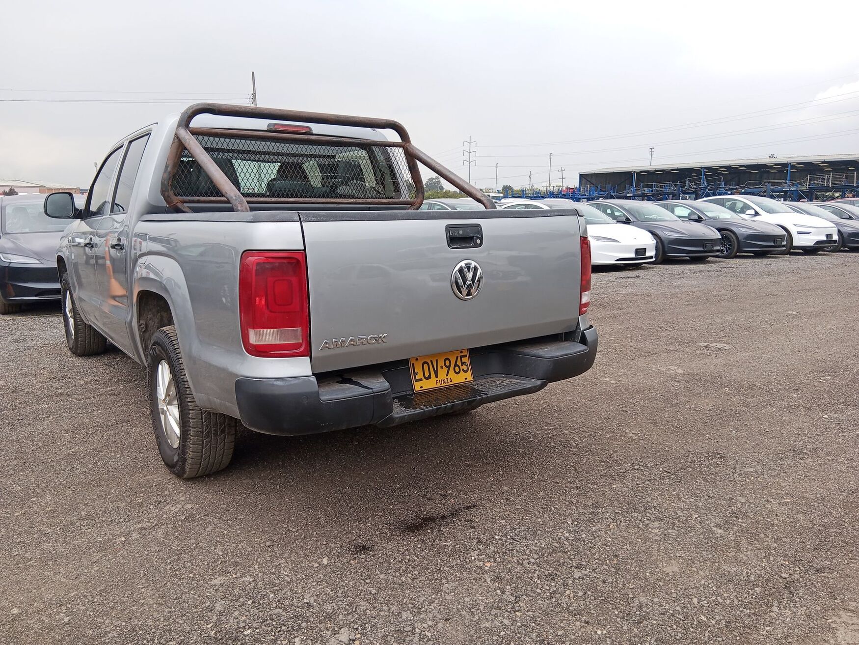 VOLKSWAGEN AMAROK 2023