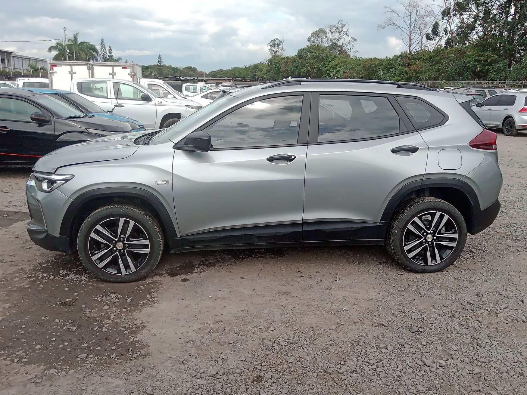 CHEVROLET TRACKER 2025