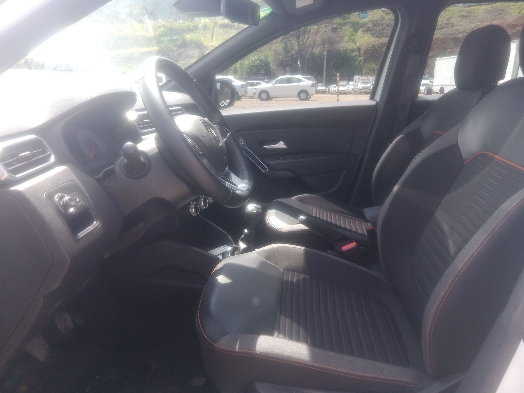 RENAULT DUSTER 2026