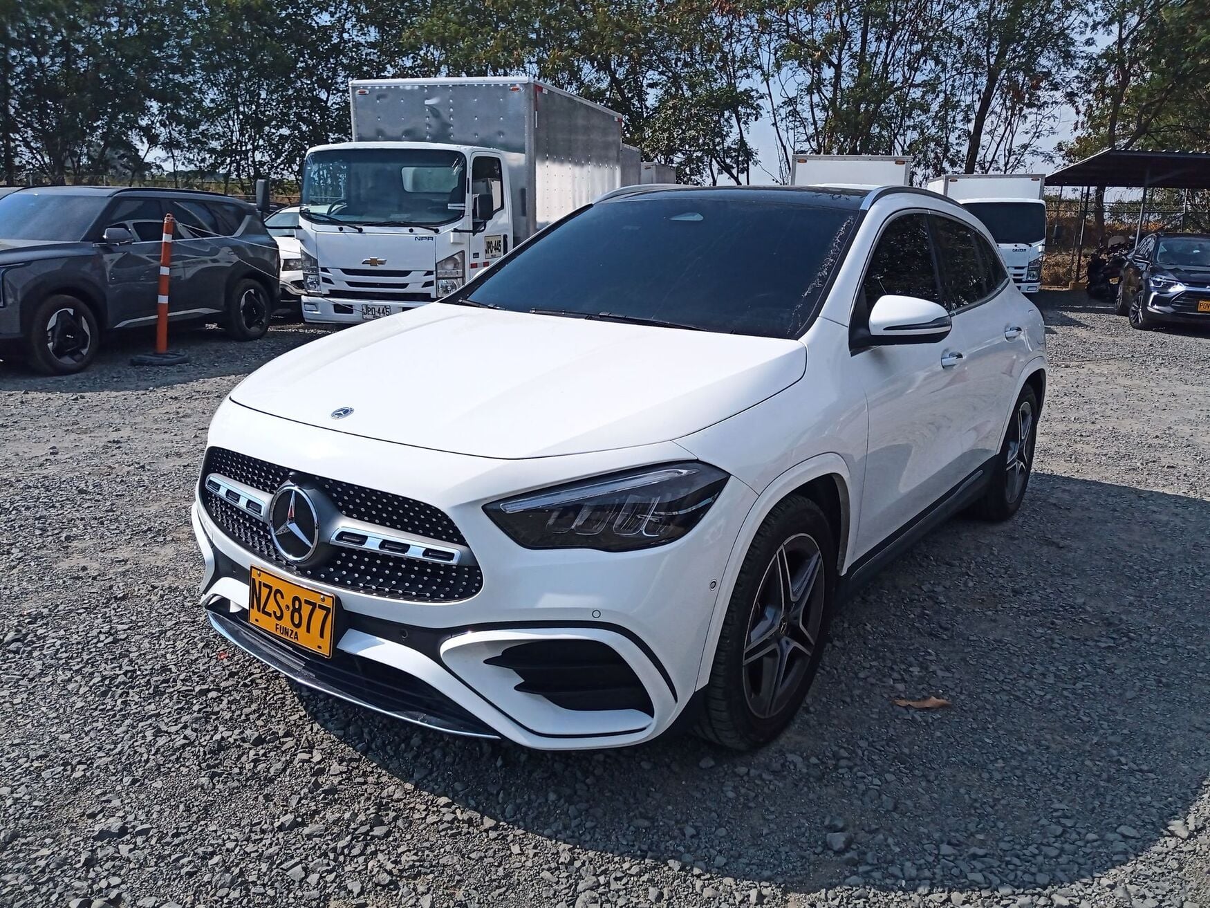 MERCEDES-BENZ GLA250 2025