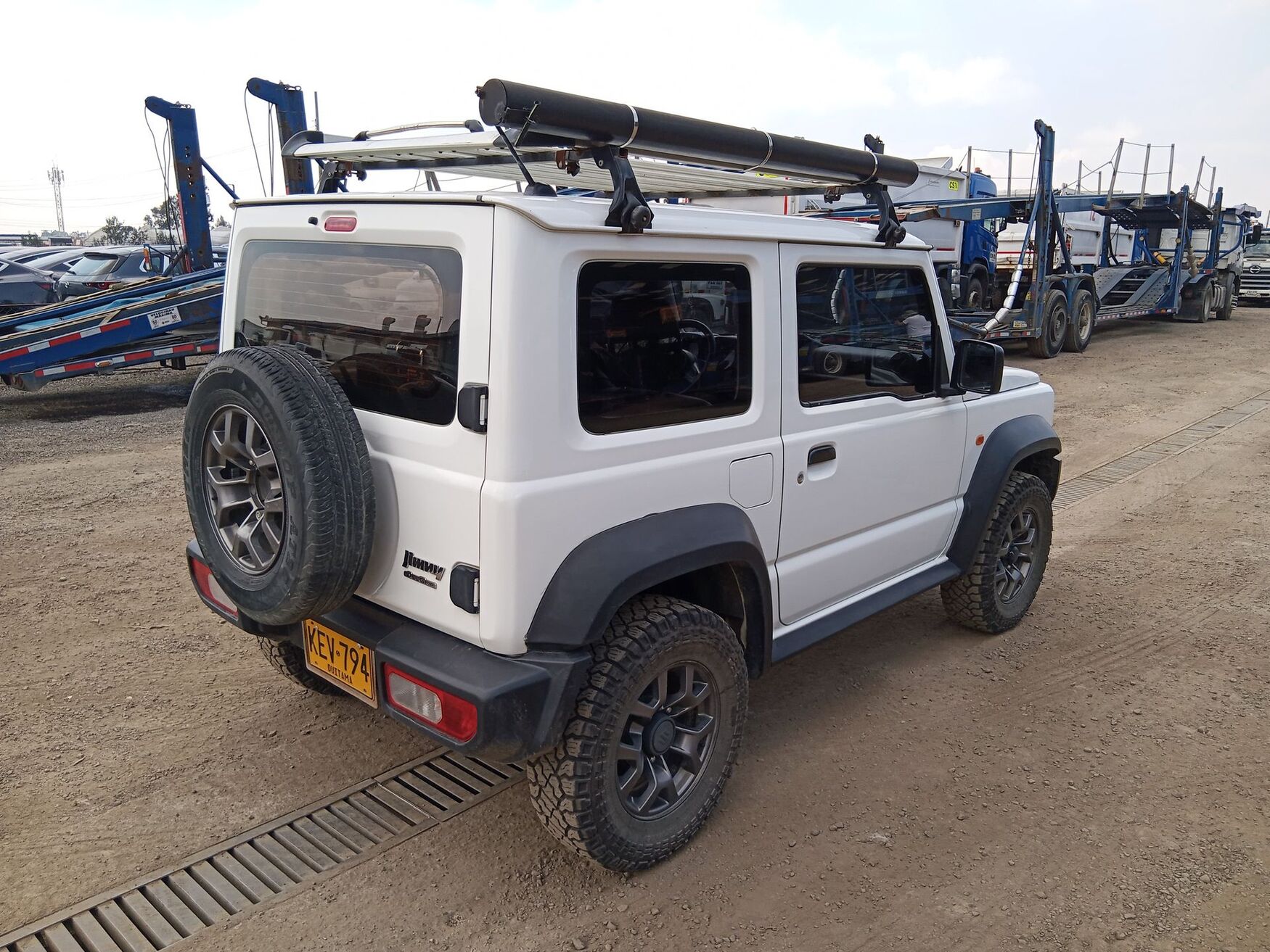 SUZUKI JIMNY 2021