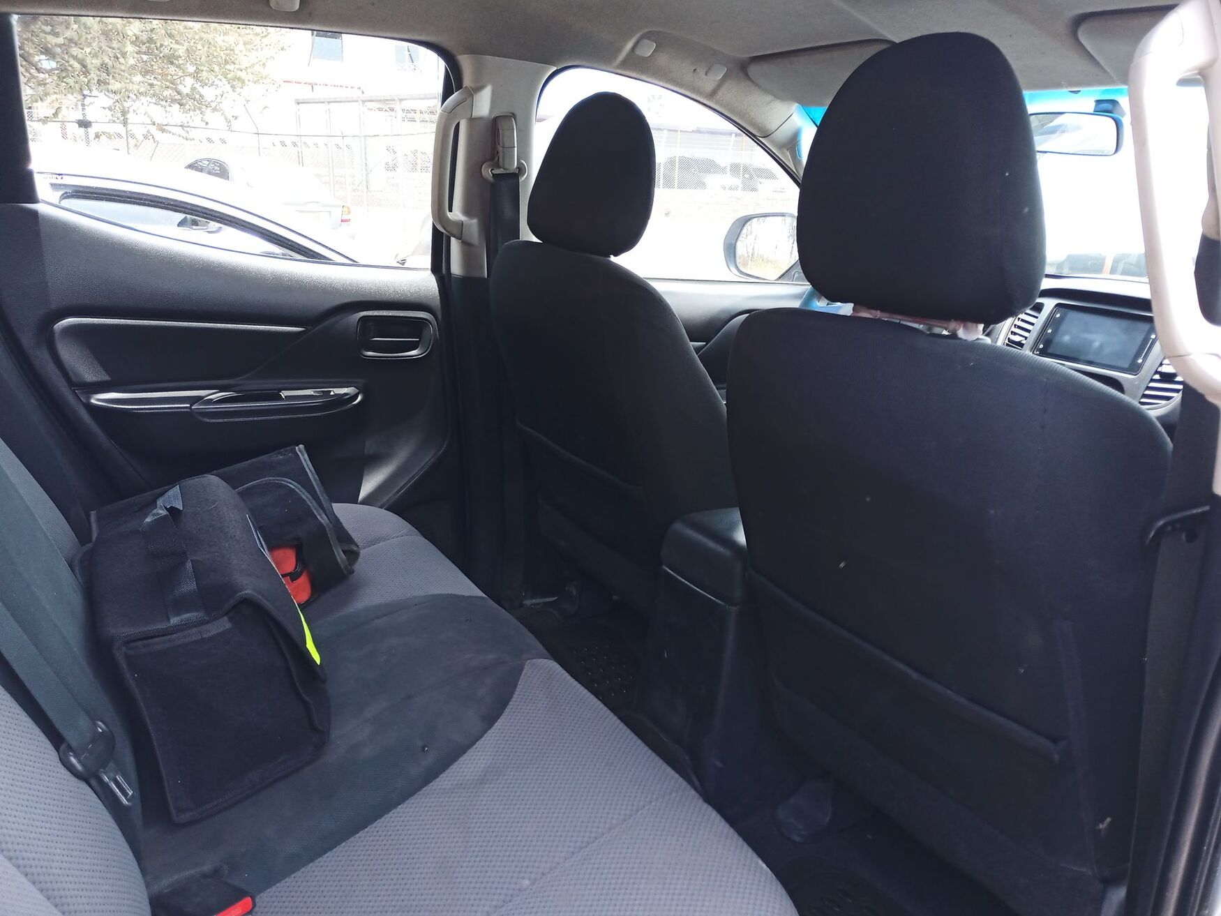 MITSUBISHI L200 2023