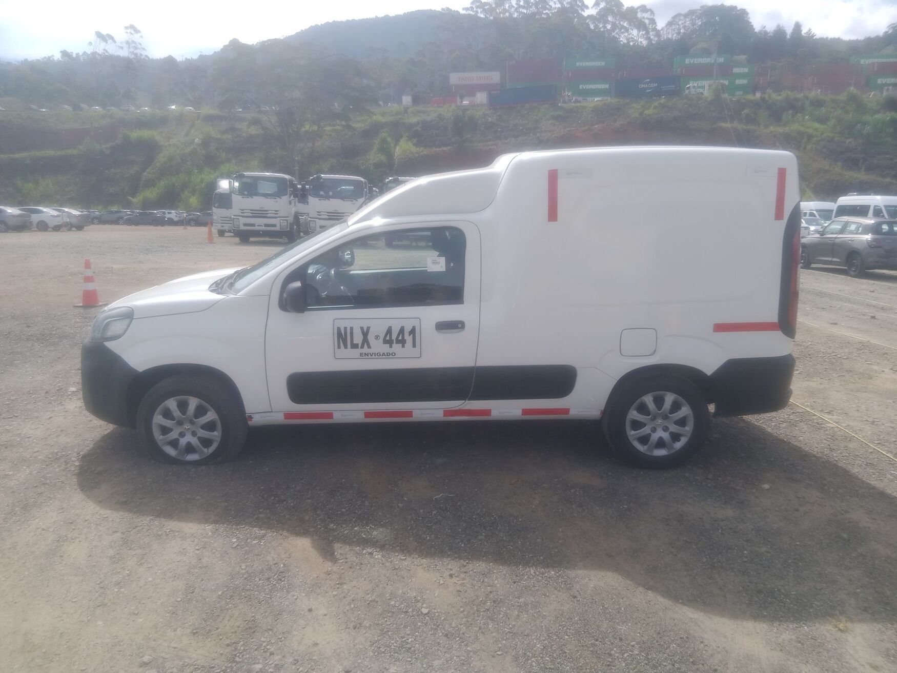 RAM V700 2025