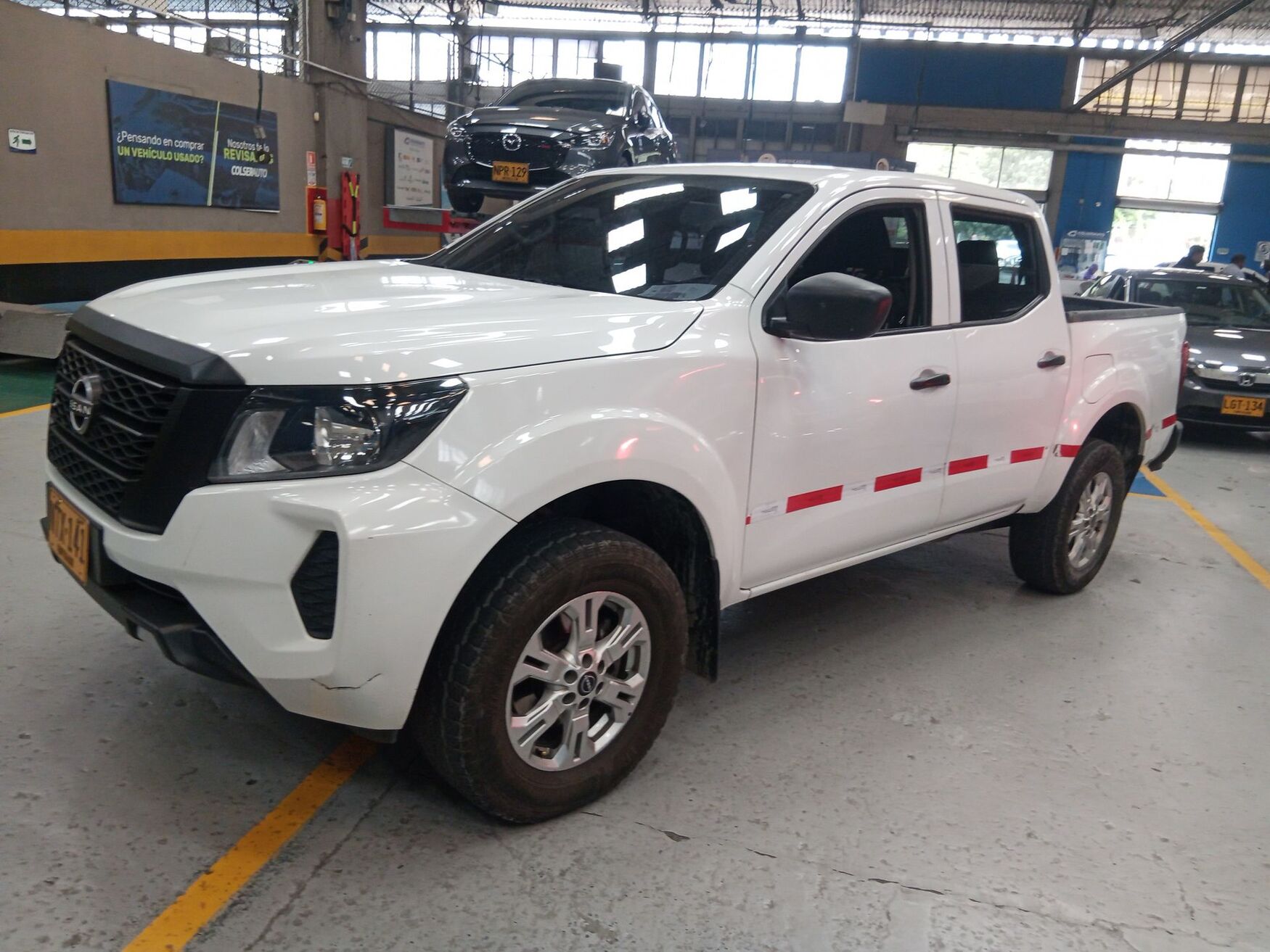 NISSAN FRONTIER 2025
