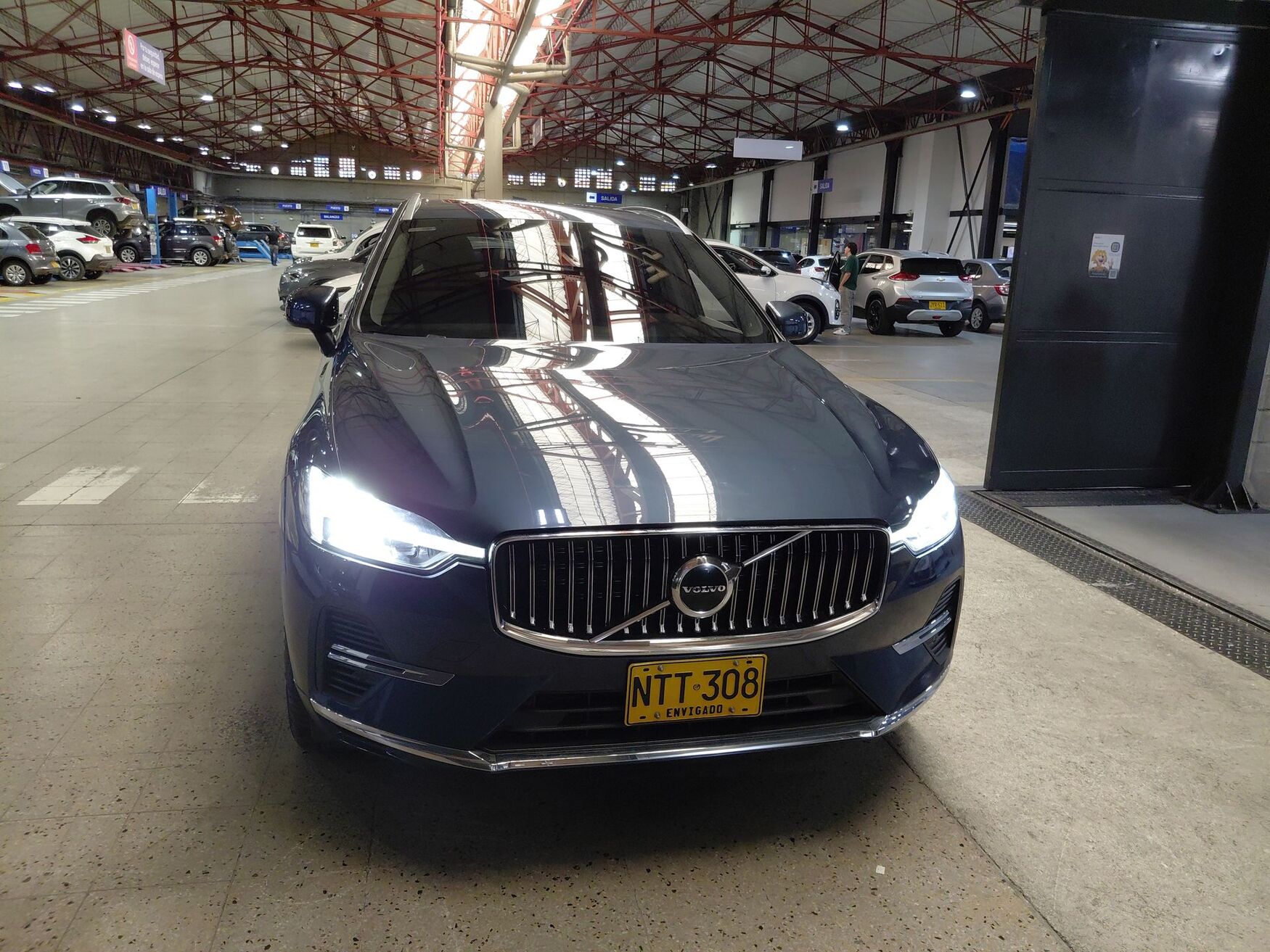 VOLVO XC60 2024