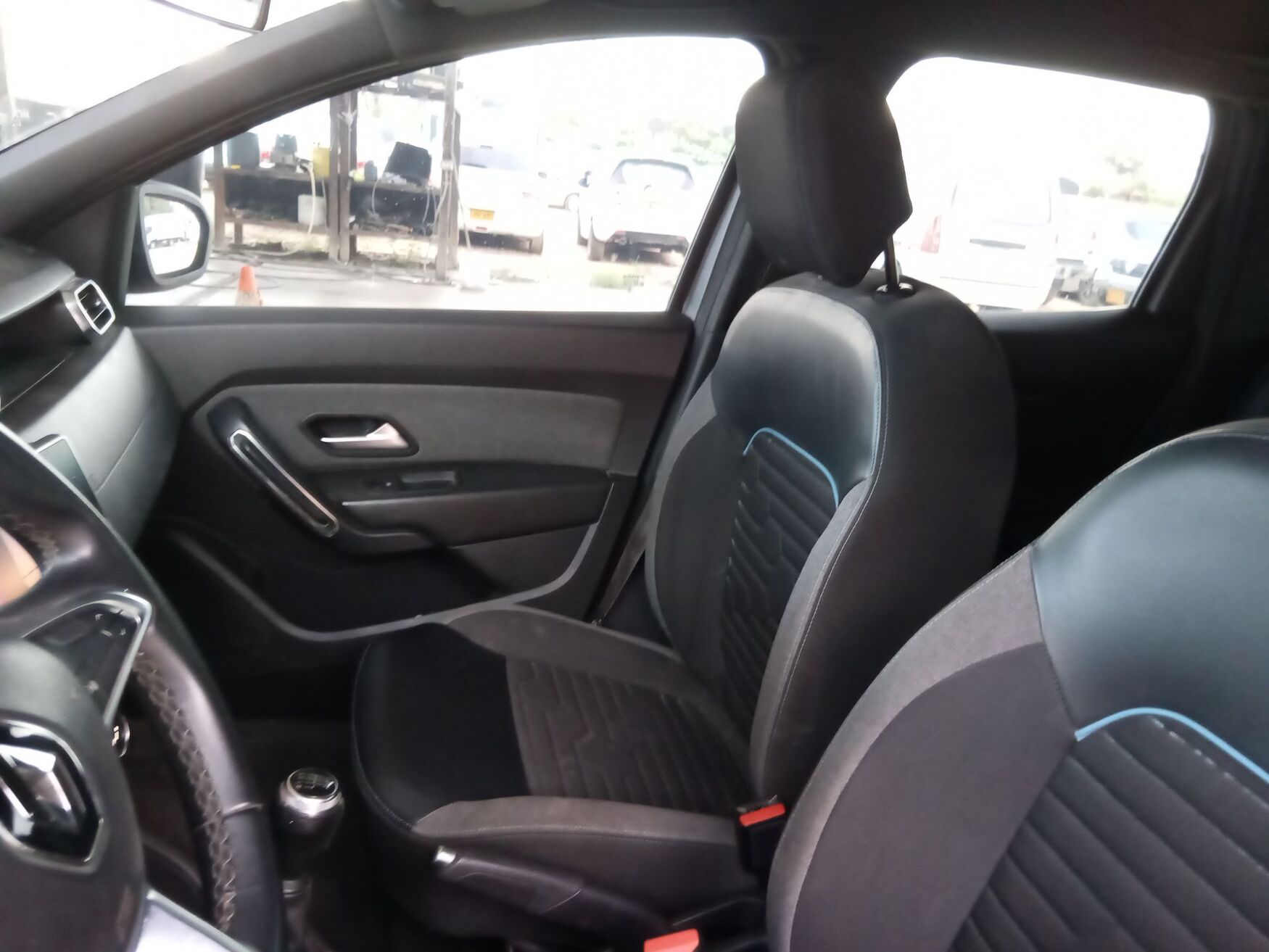 RENAULT DUSTER 2022