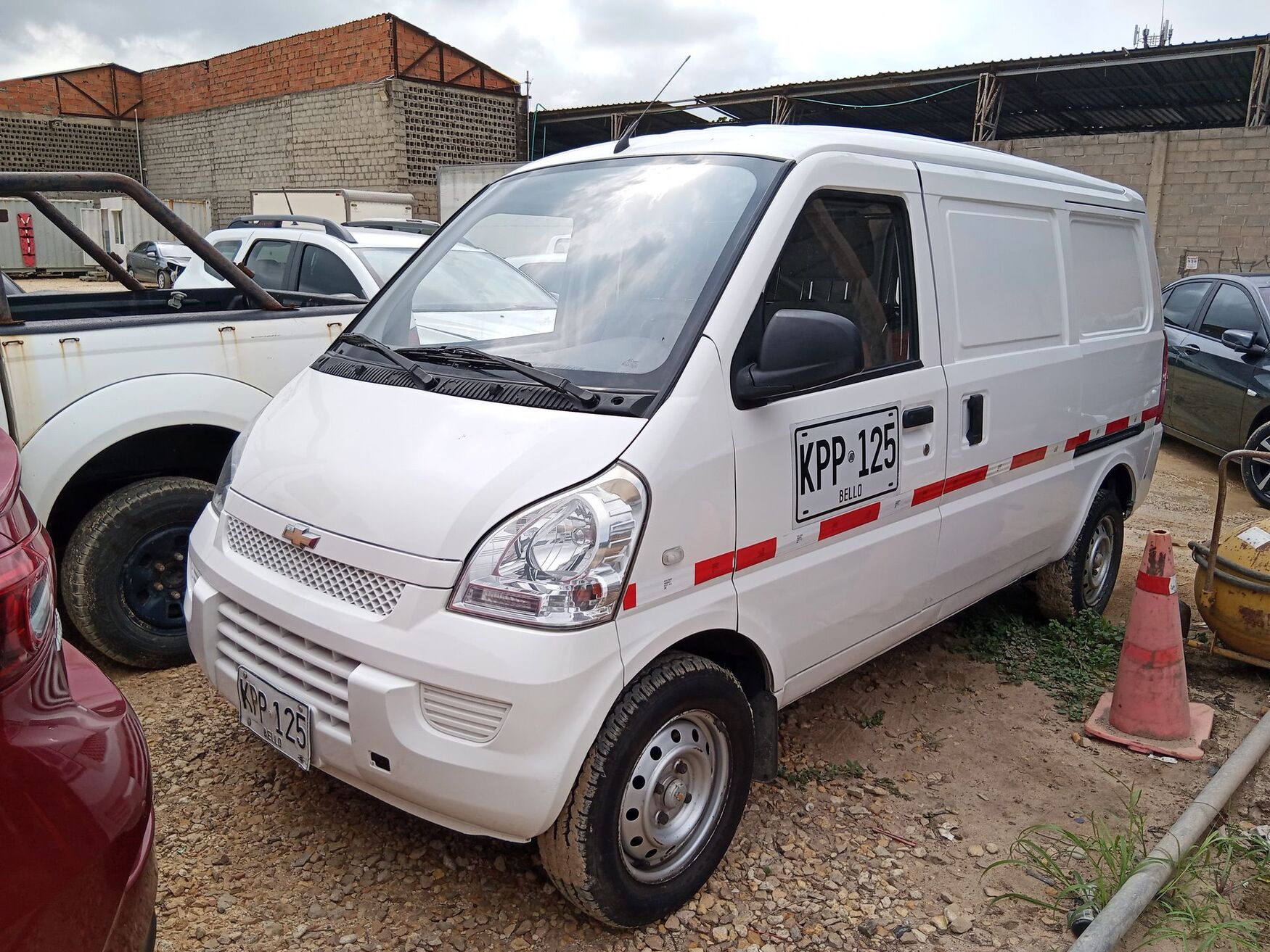 CHEVROLET N300 2021