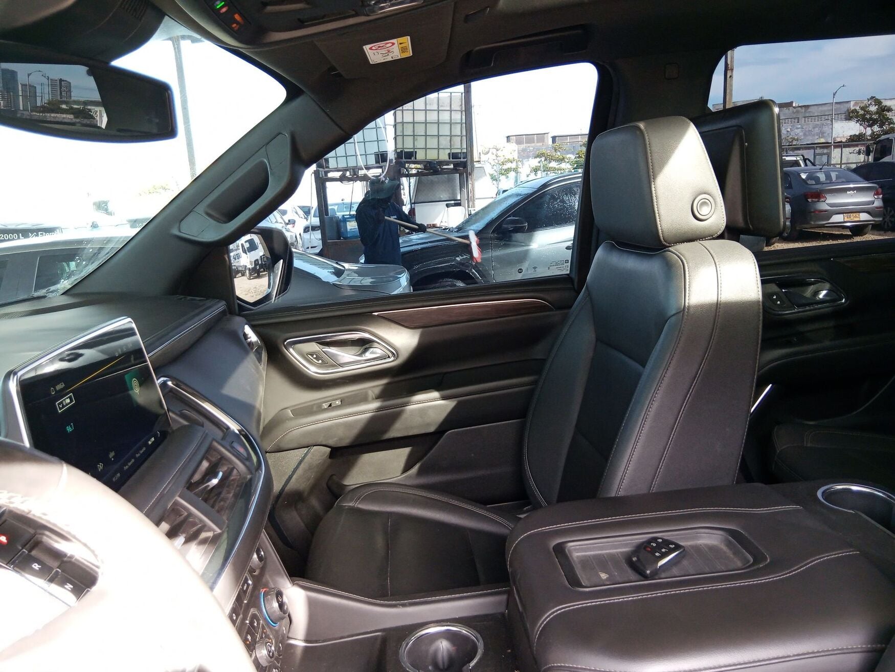 CHEVROLET TAHOE 2023