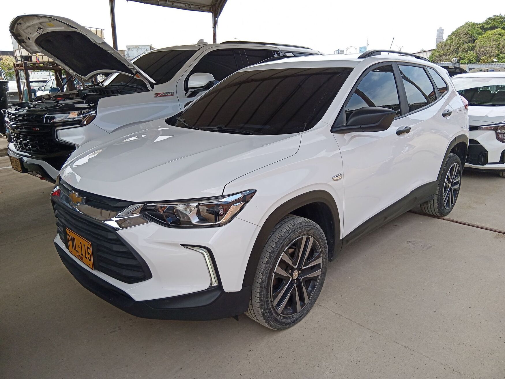 CHEVROLET TRACKER 2025
