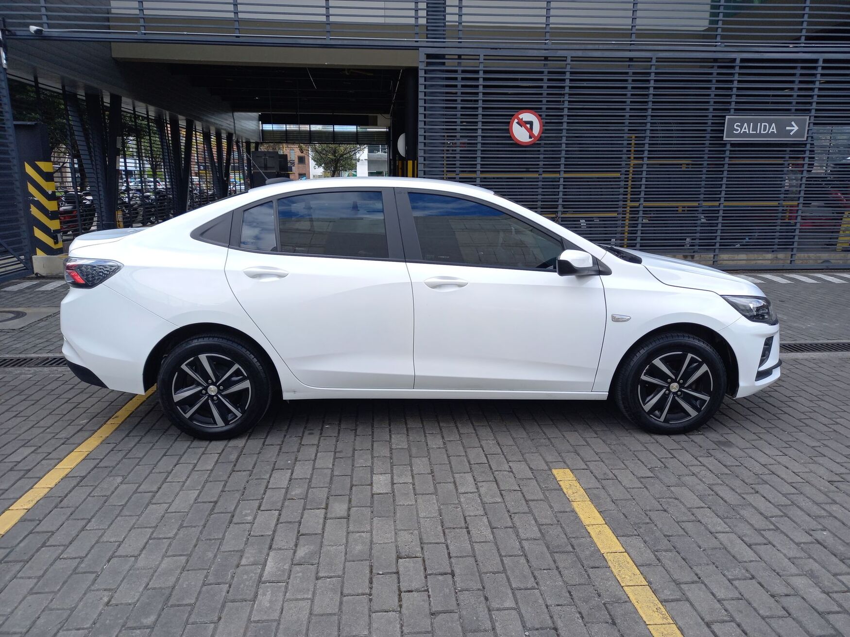 CHEVROLET ONIX 2026