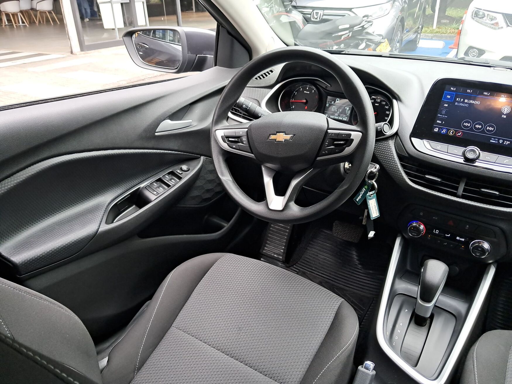 CHEVROLET ONIX 2025