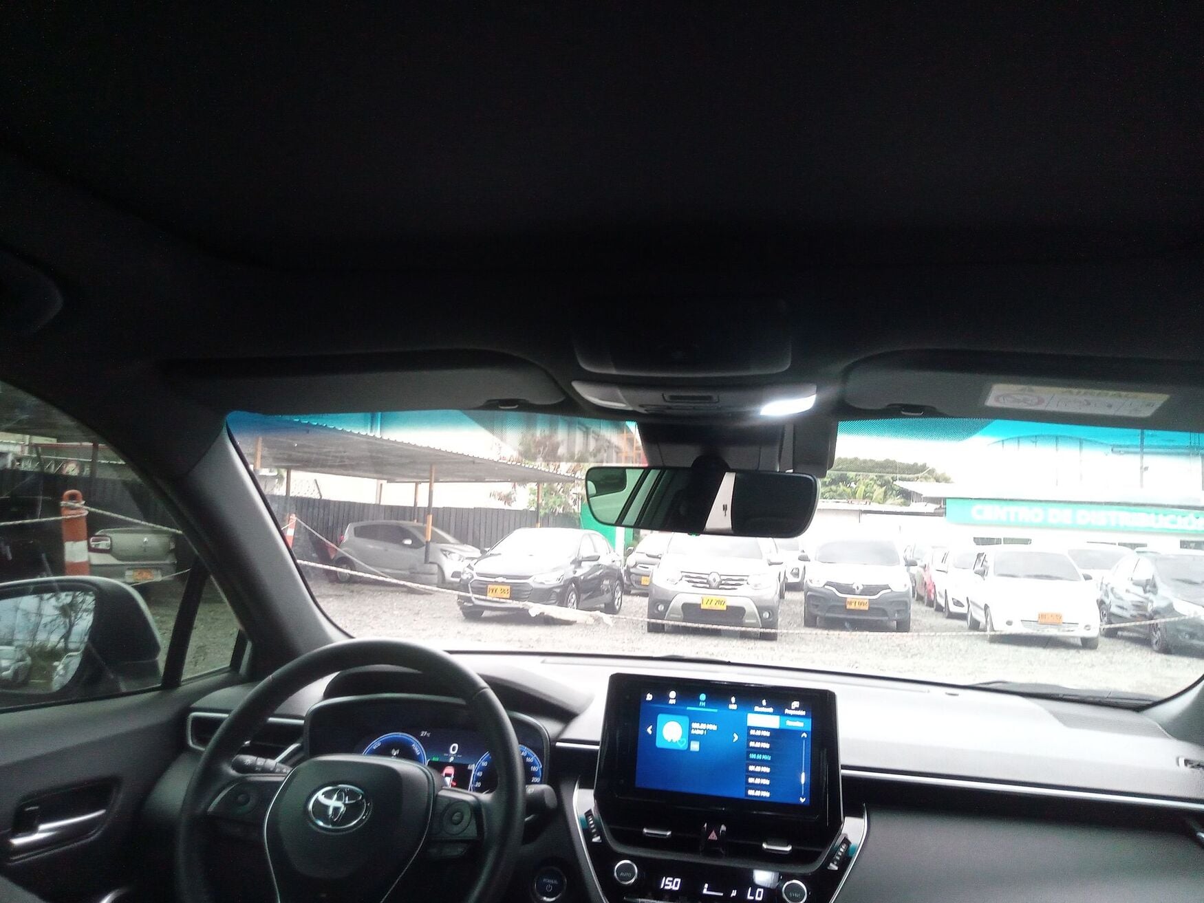 TOYOTA COROLLA CROSS 2025