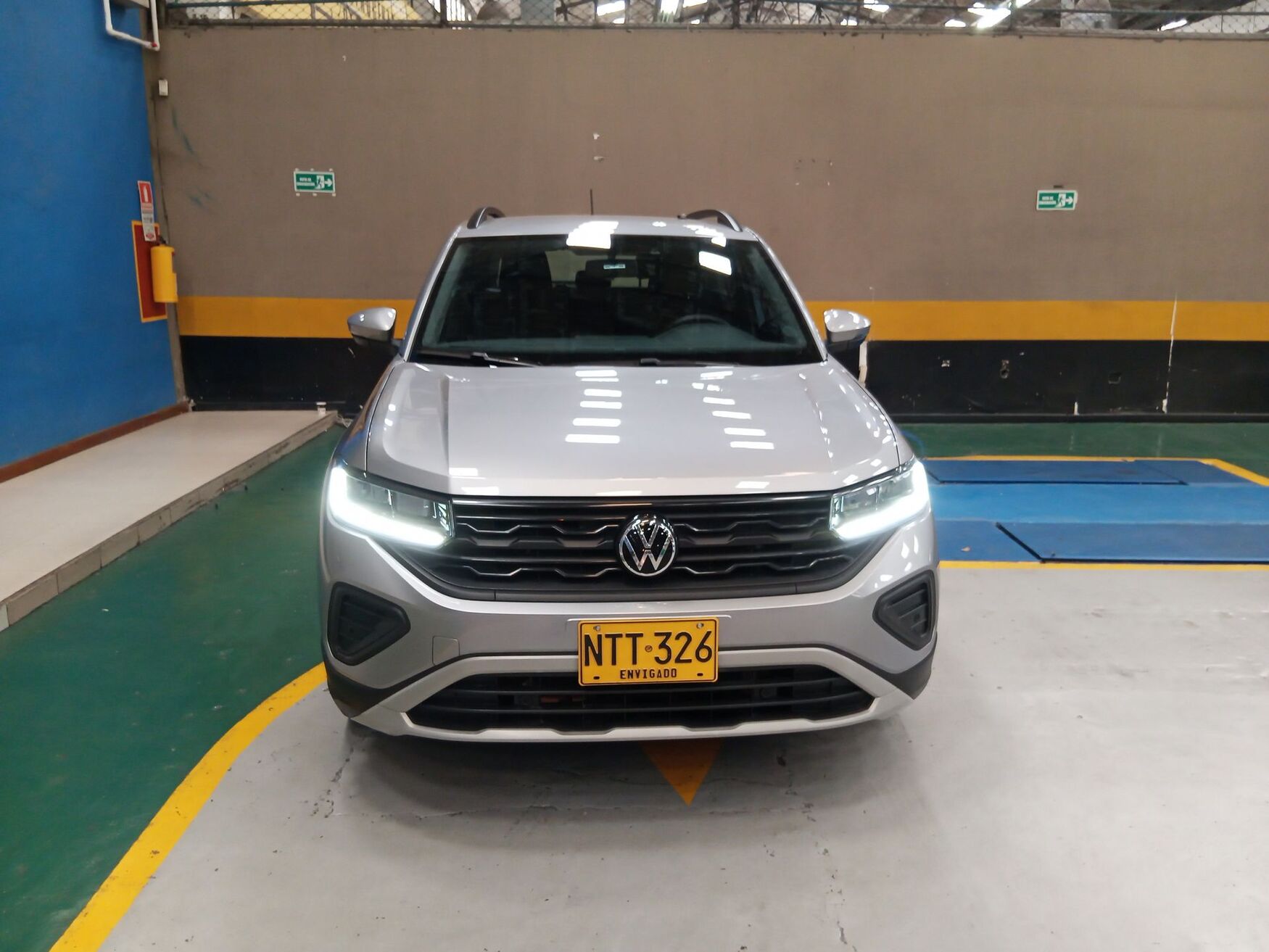 VOLKSWAGEN T-CROSS 2025