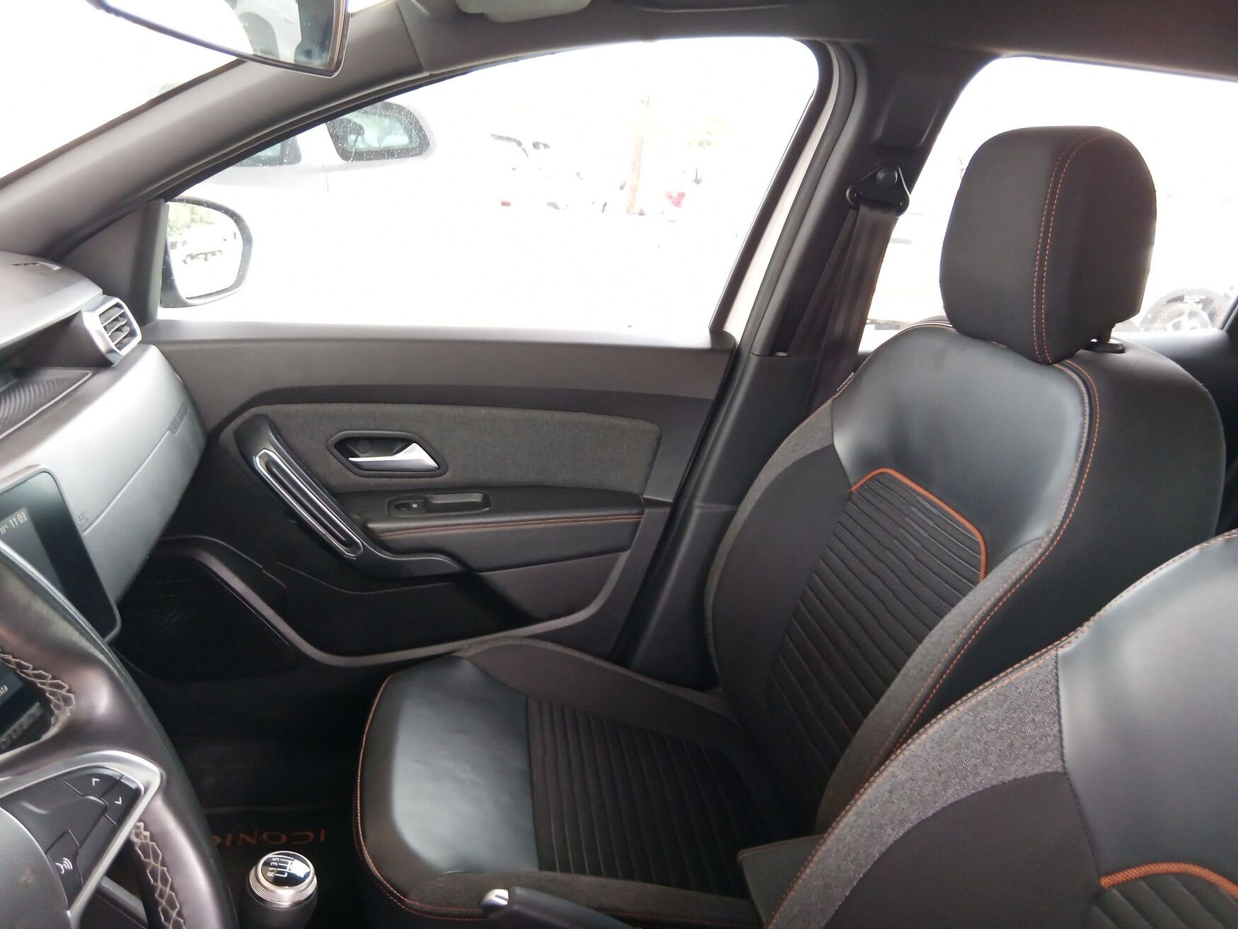 RENAULT DUSTER 2026