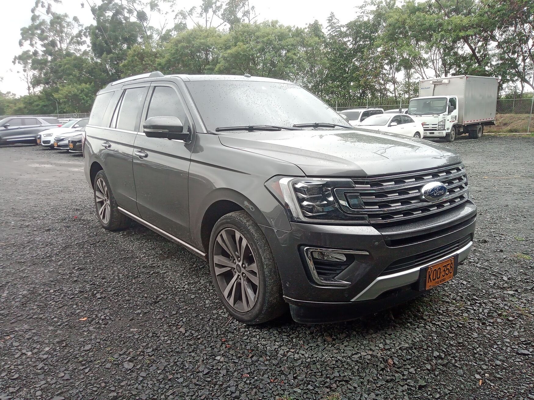 FORD EXPEDITION 2021