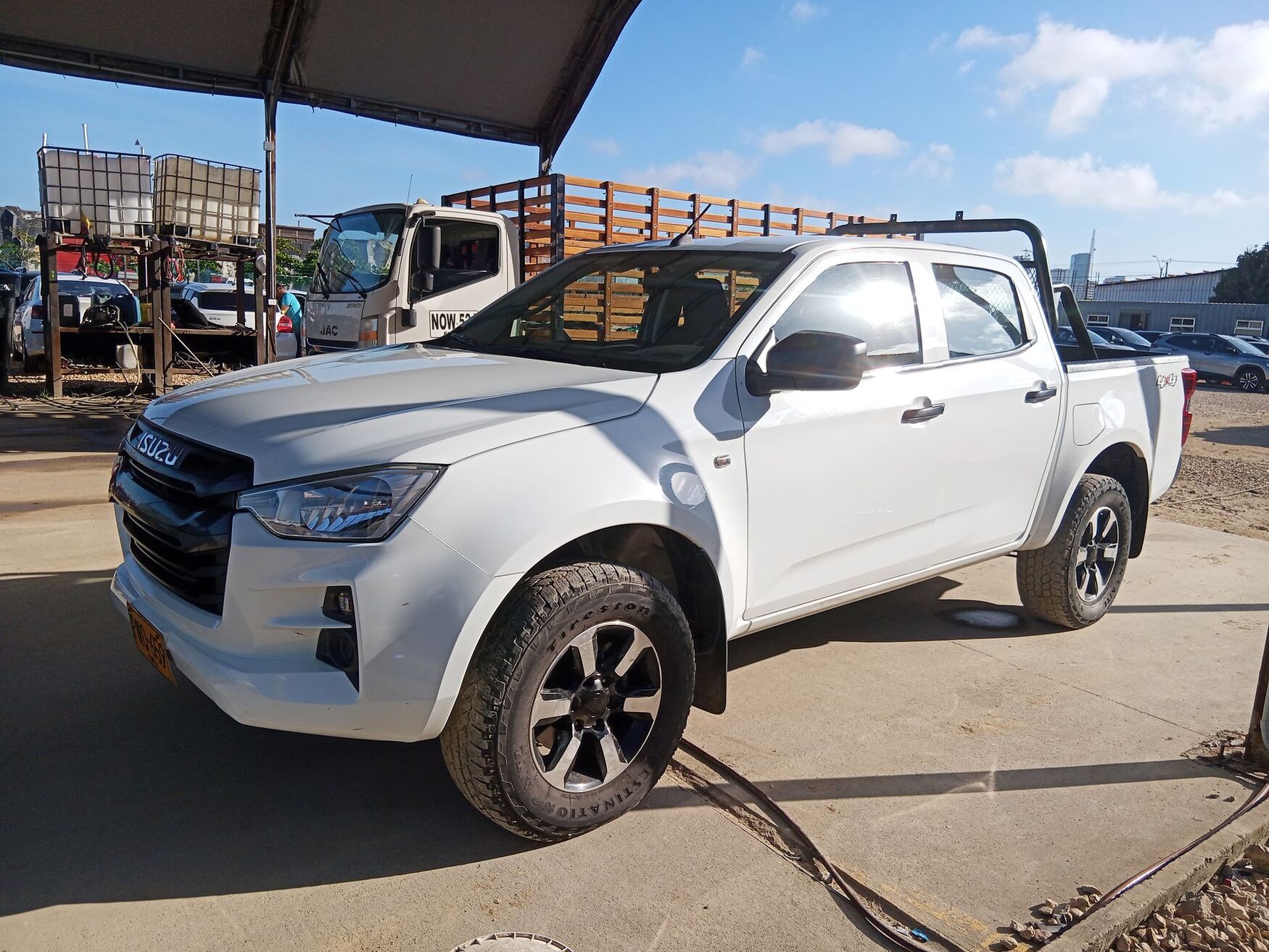 ISUZU FORCE 2025
