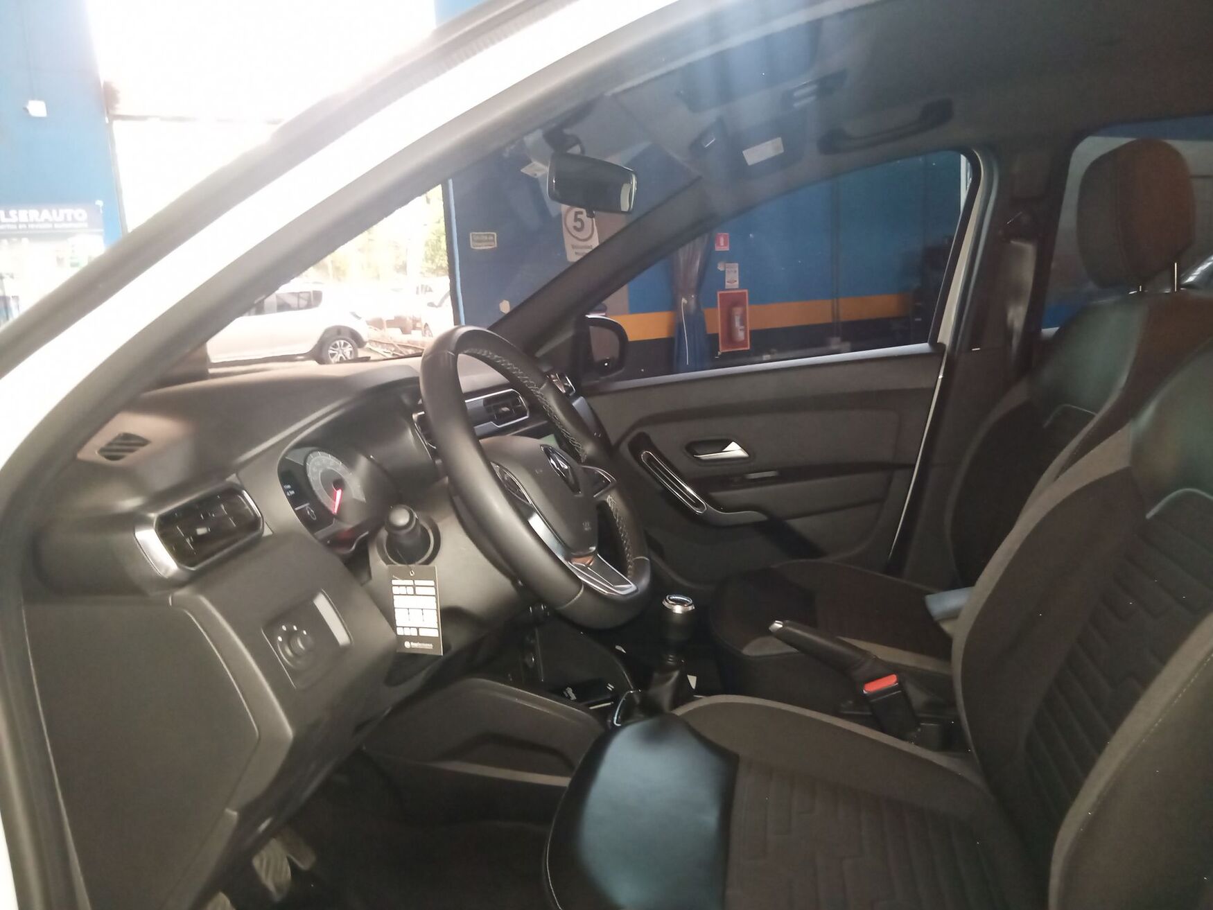 RENAULT DUSTER 2025