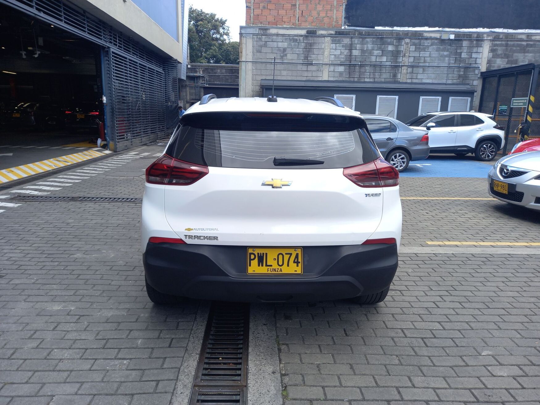 CHEVROLET TRACKER 2025