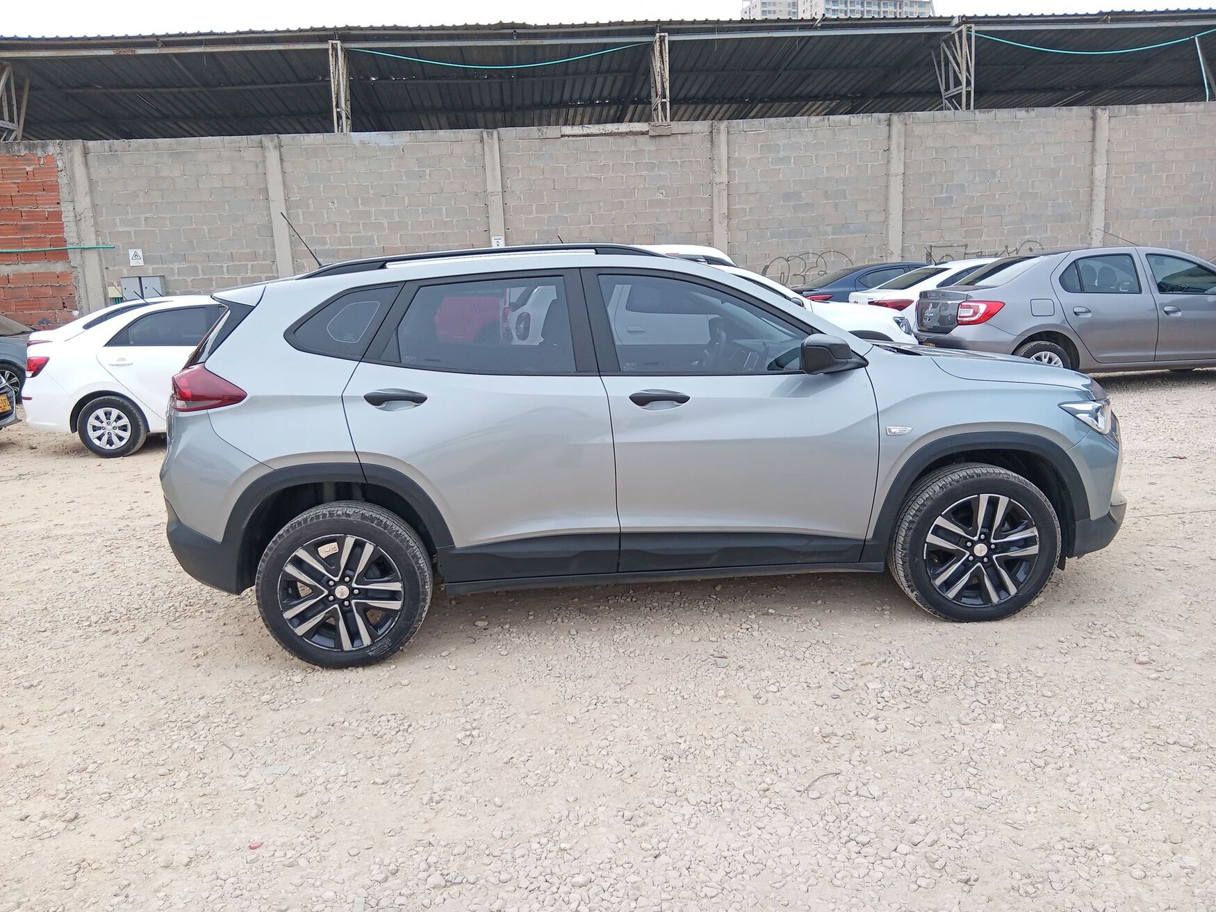 CHEVROLET TRACKER 2025