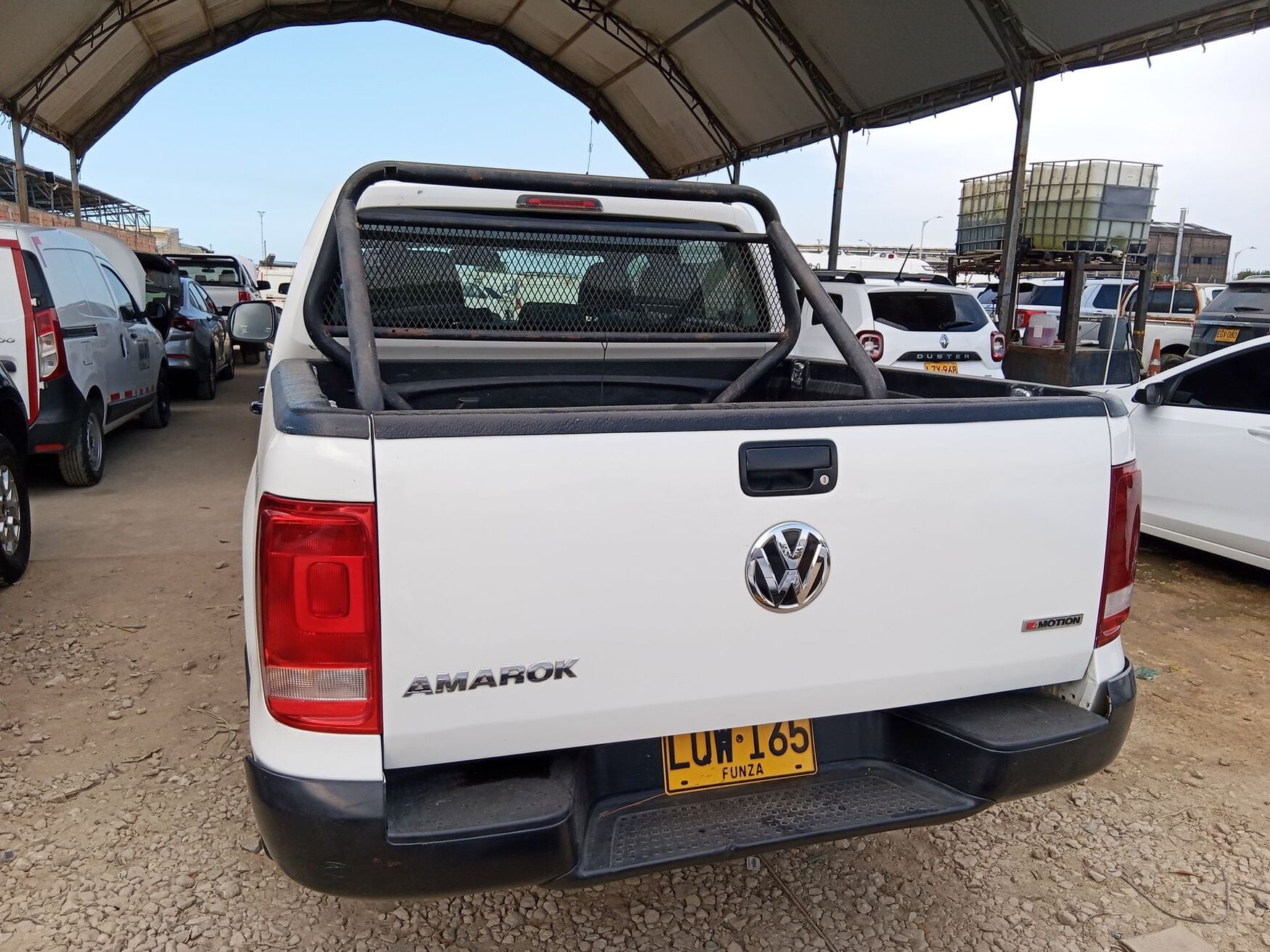 VOLKSWAGEN AMAROK 2023