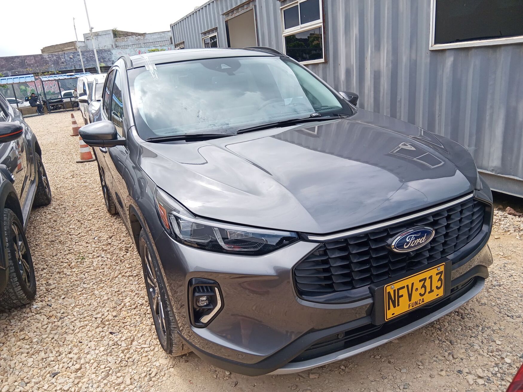 FORD ESCAPE 2023