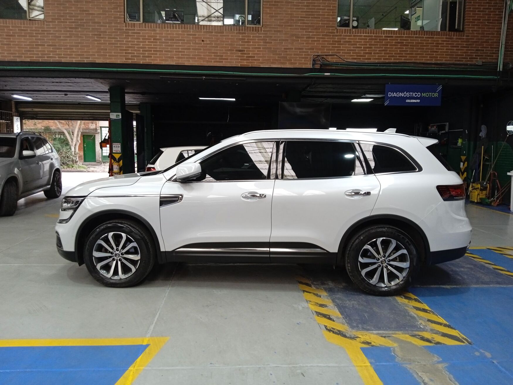 RENAULT KOLEOS 2023