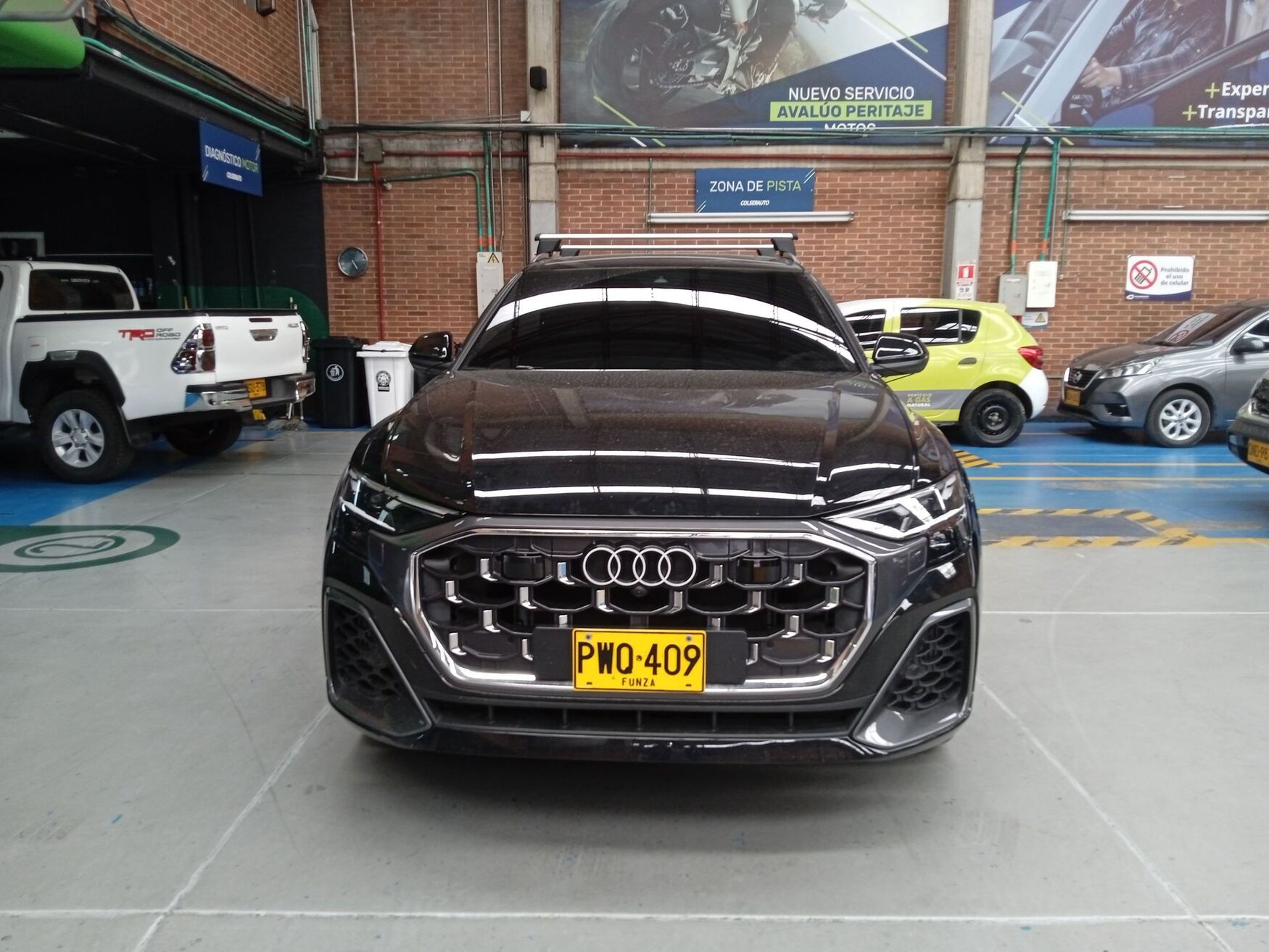AUDI Q8 2025