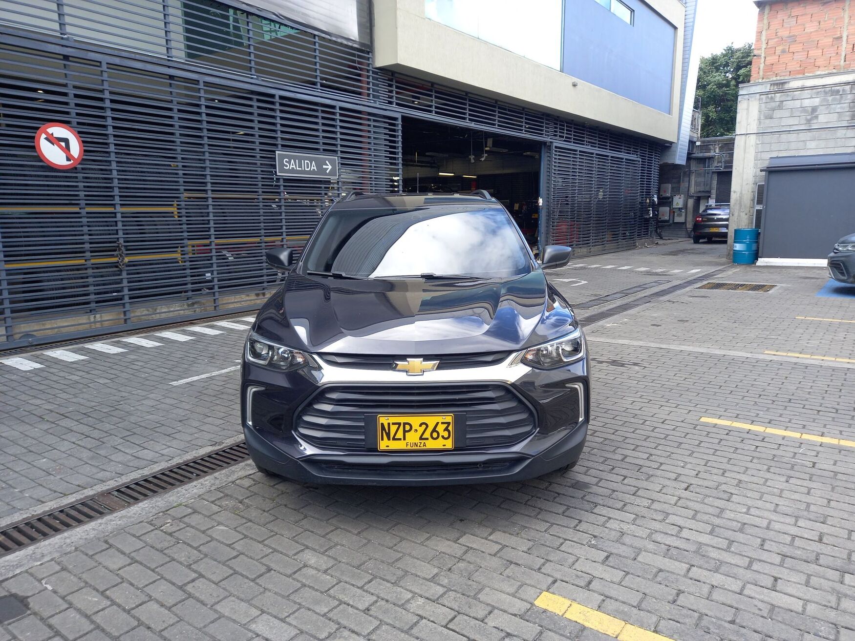 CHEVROLET TRACKER 2025