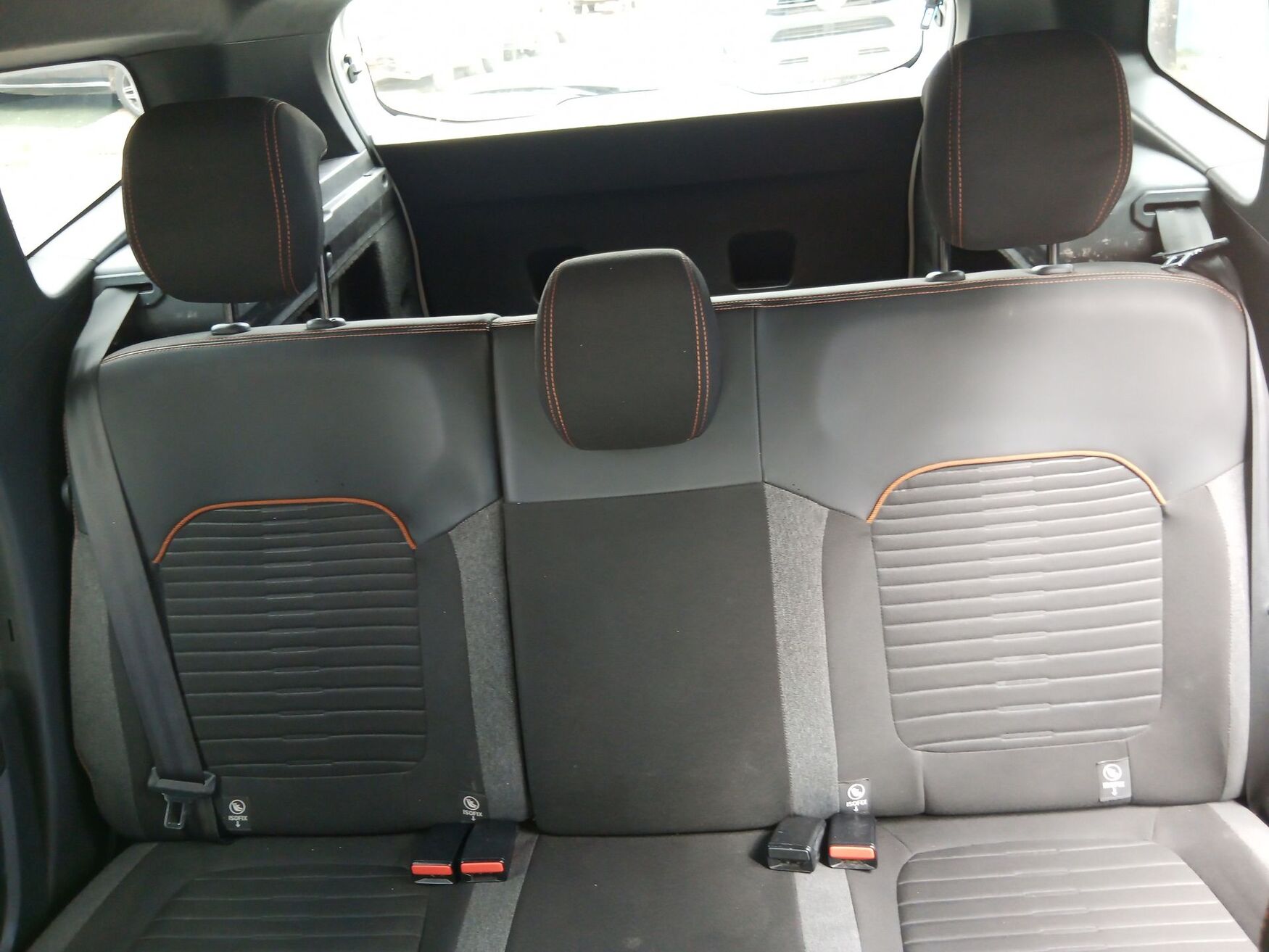 RENAULT DUSTER 2026