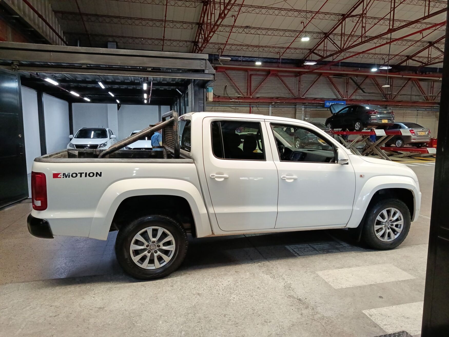 VOLKSWAGEN AMAROK 2022