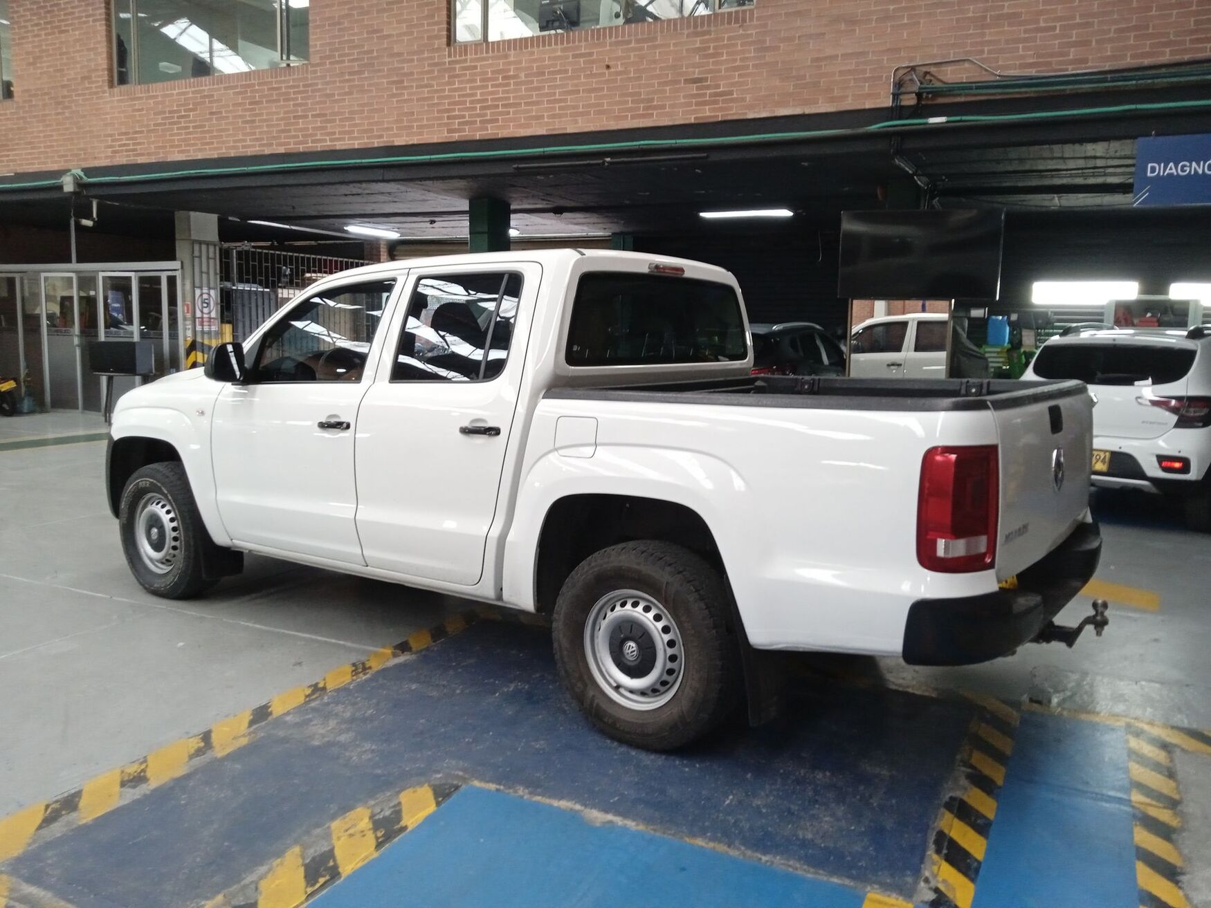 VOLKSWAGEN AMAROK 2022
