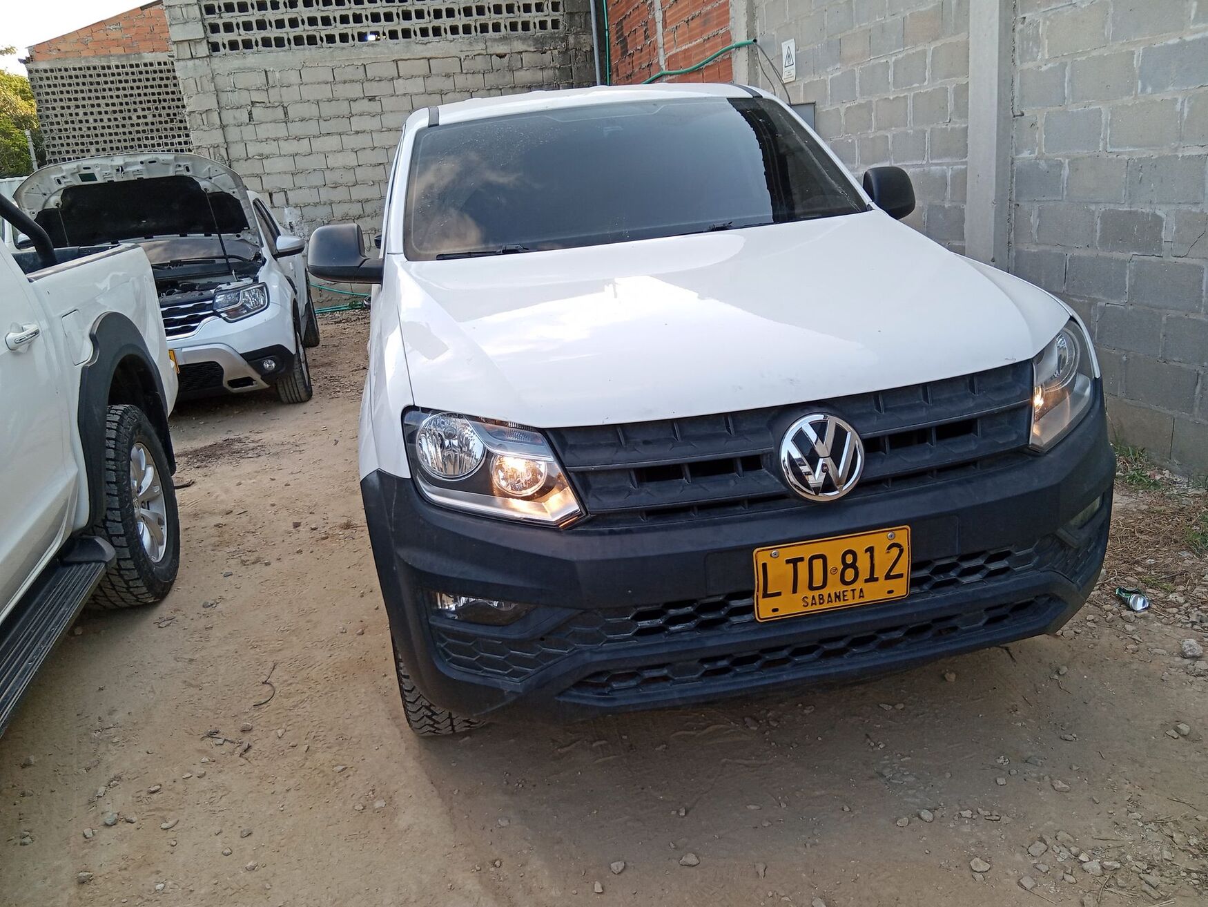 VOLKSWAGEN AMAROK 2023