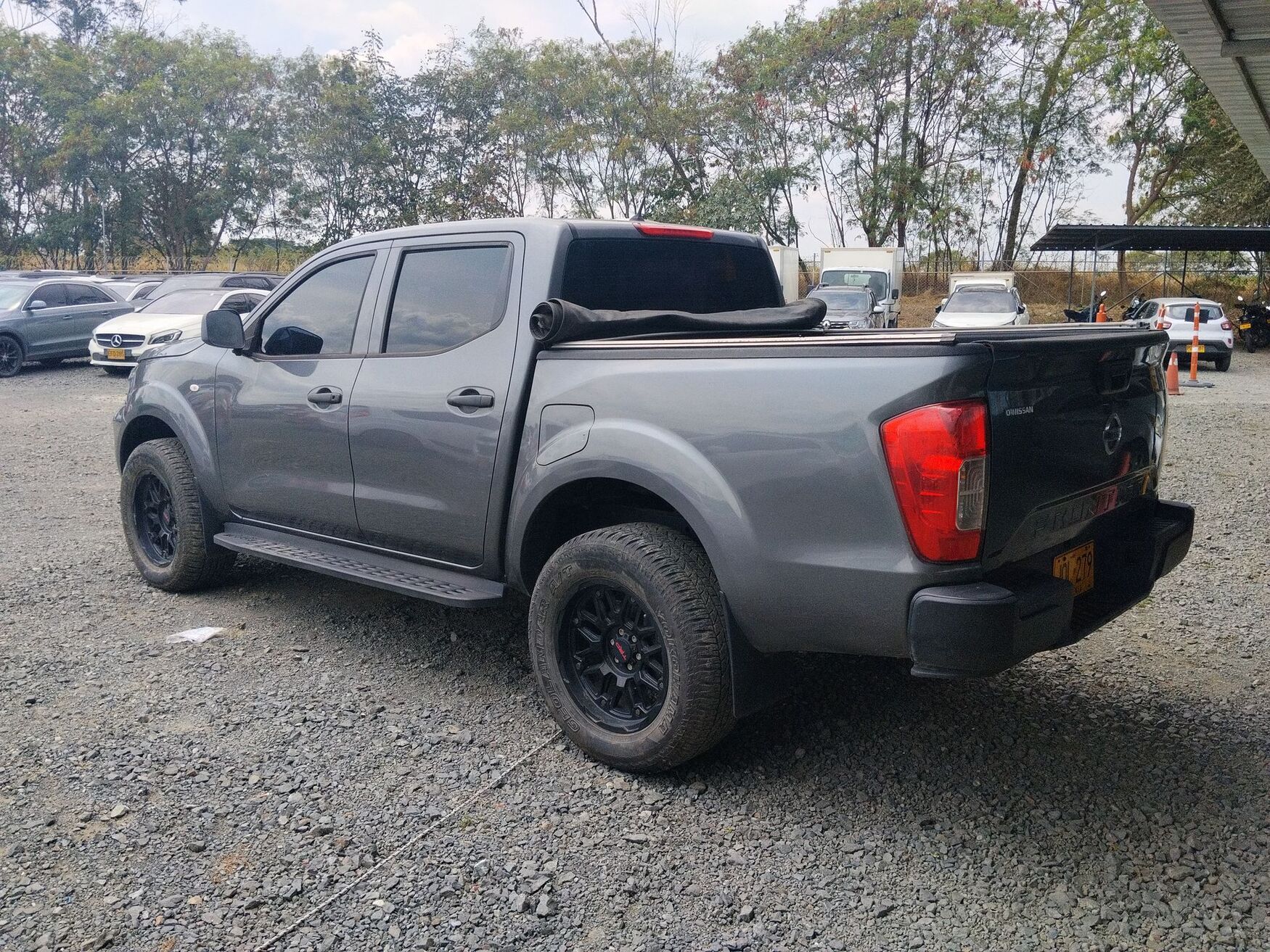 NISSAN FRONTIER 2023