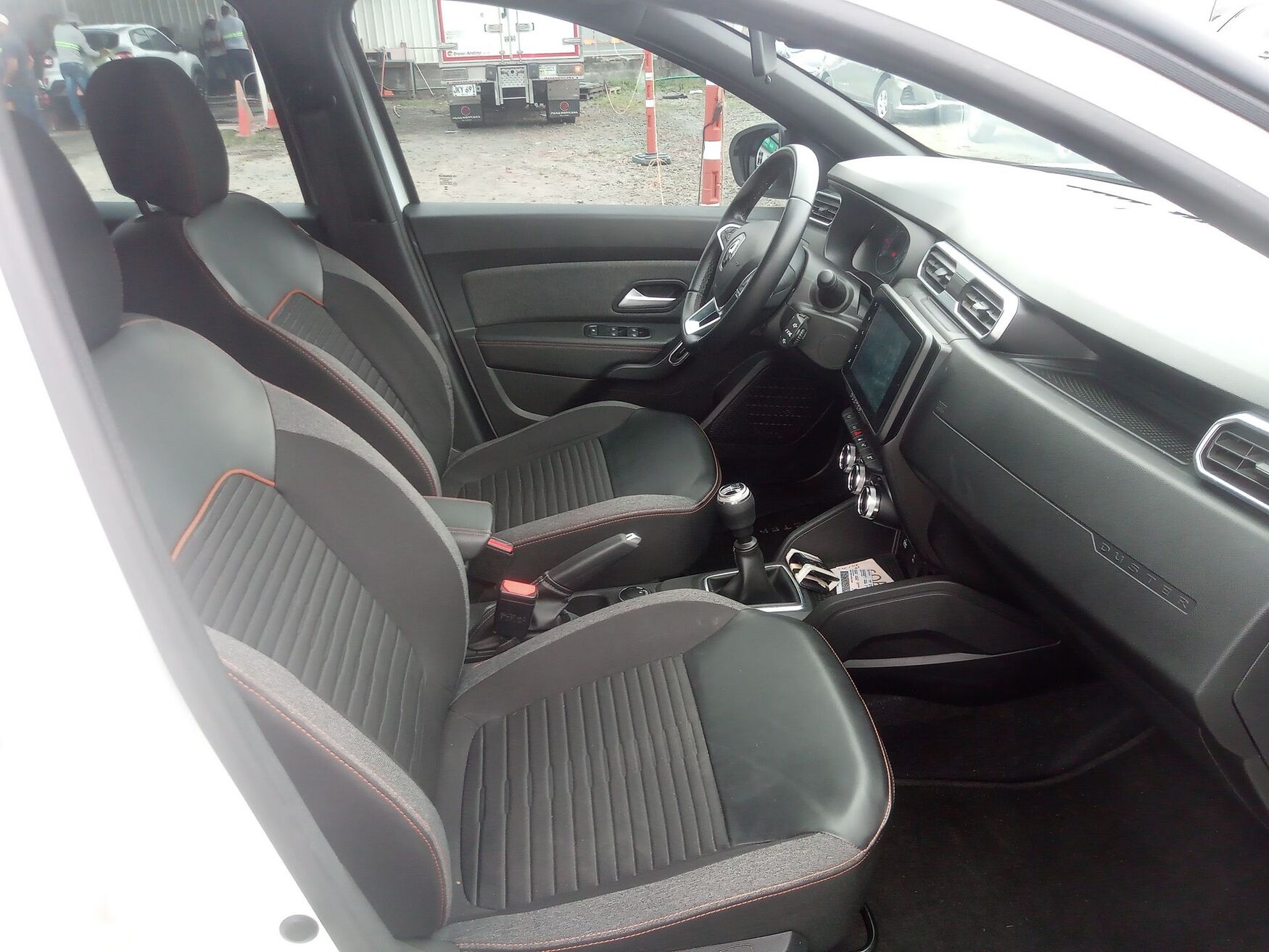 RENAULT DUSTER 2026